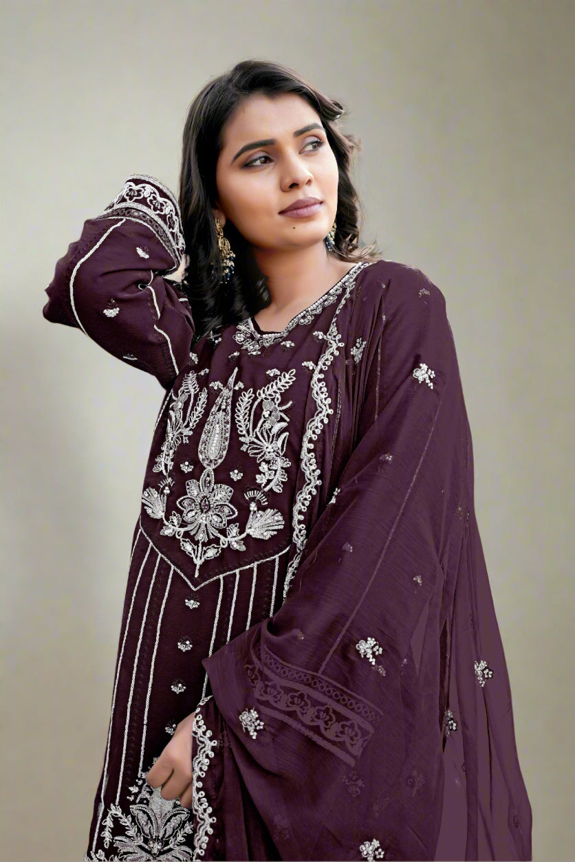 Luminous Thread Luxe Pakistani Suit LXPK0051