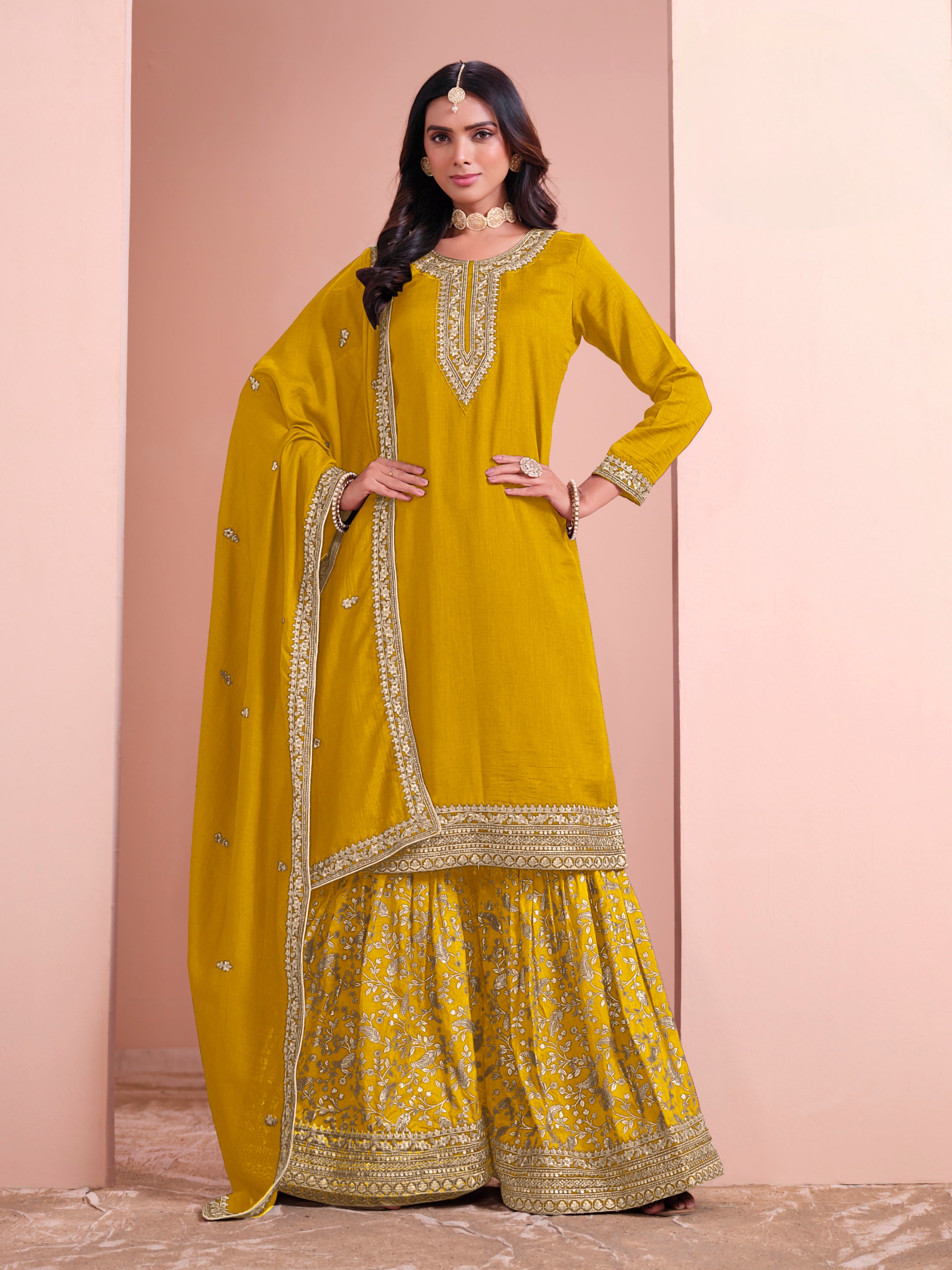 Soft Radiance Chinon fab SHARARA EASR0054