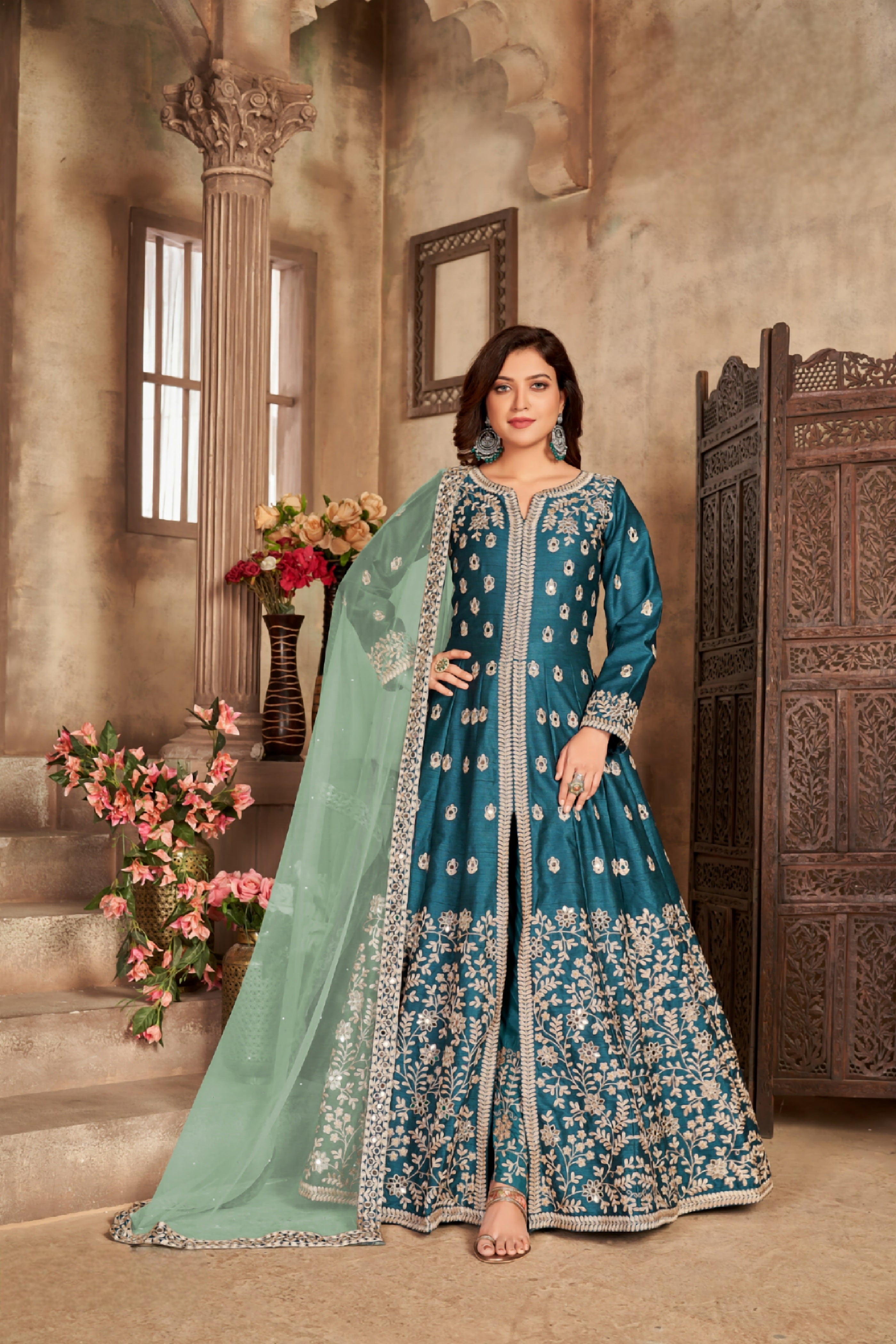 VELVET FABRIC DESIGNER GOWN  LXGW0012