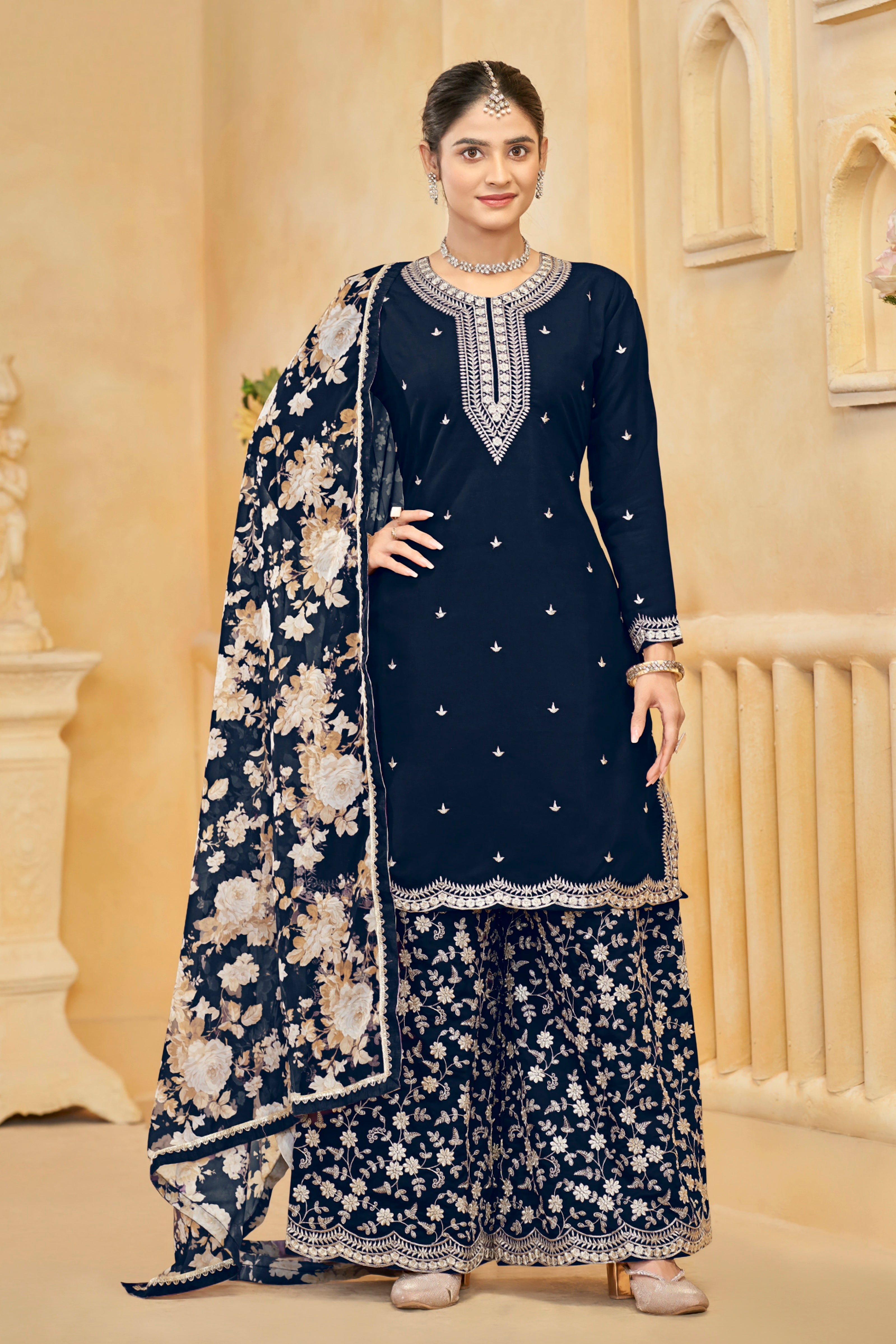 Roman silk designer SHARARA EASR0055
