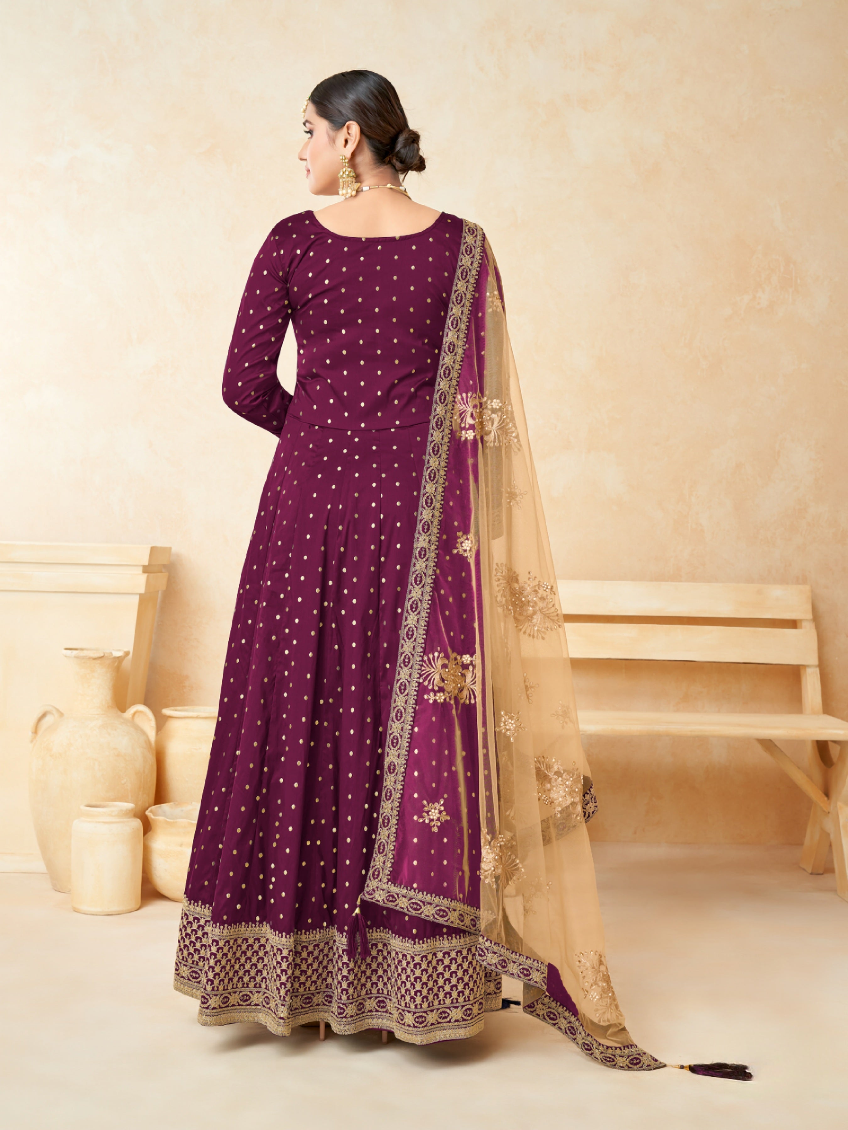 Taffeta Grace embroidered Gown EAGW0061