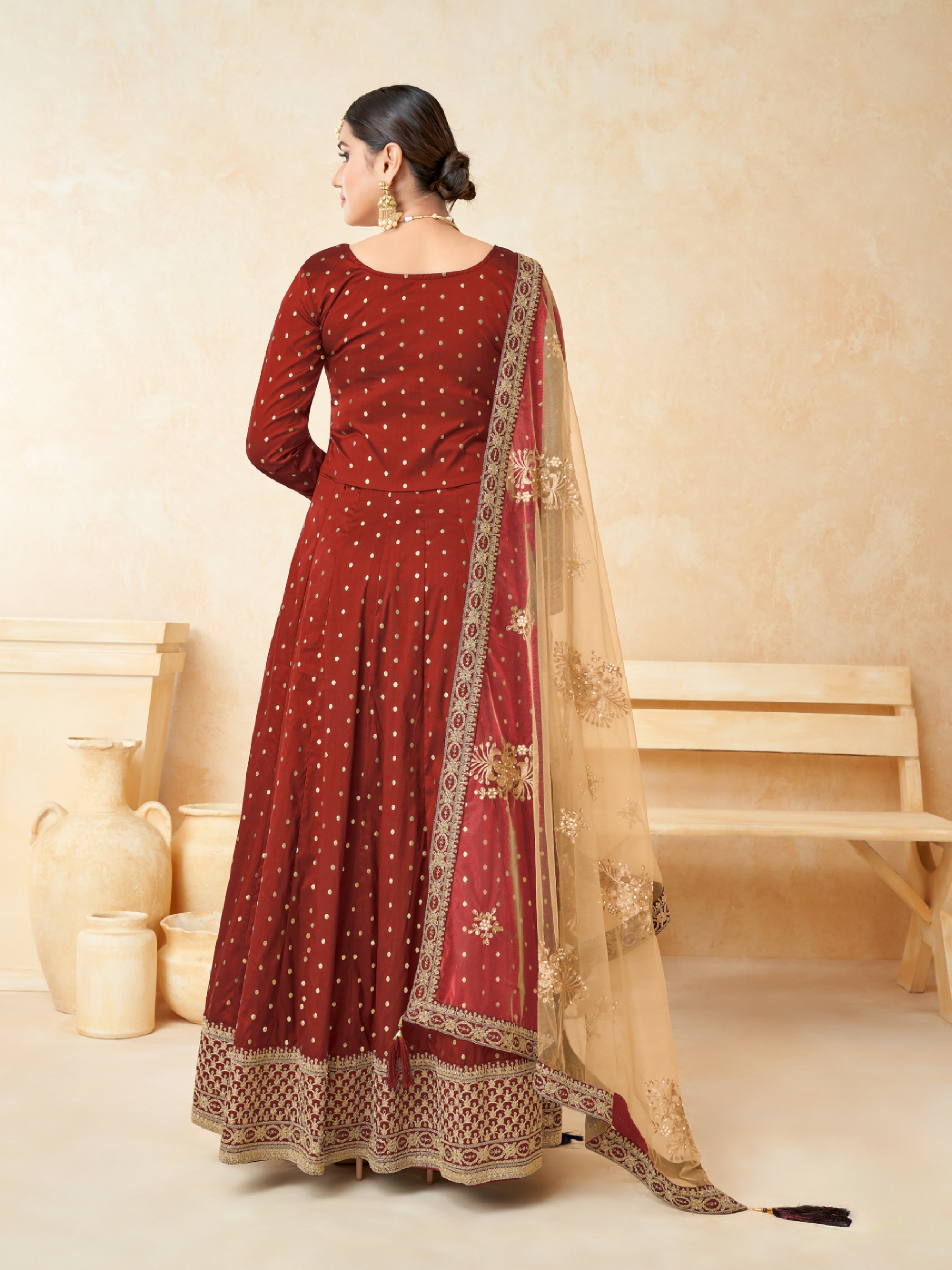 Taffeta Grace embroidered Gown EAGW0061