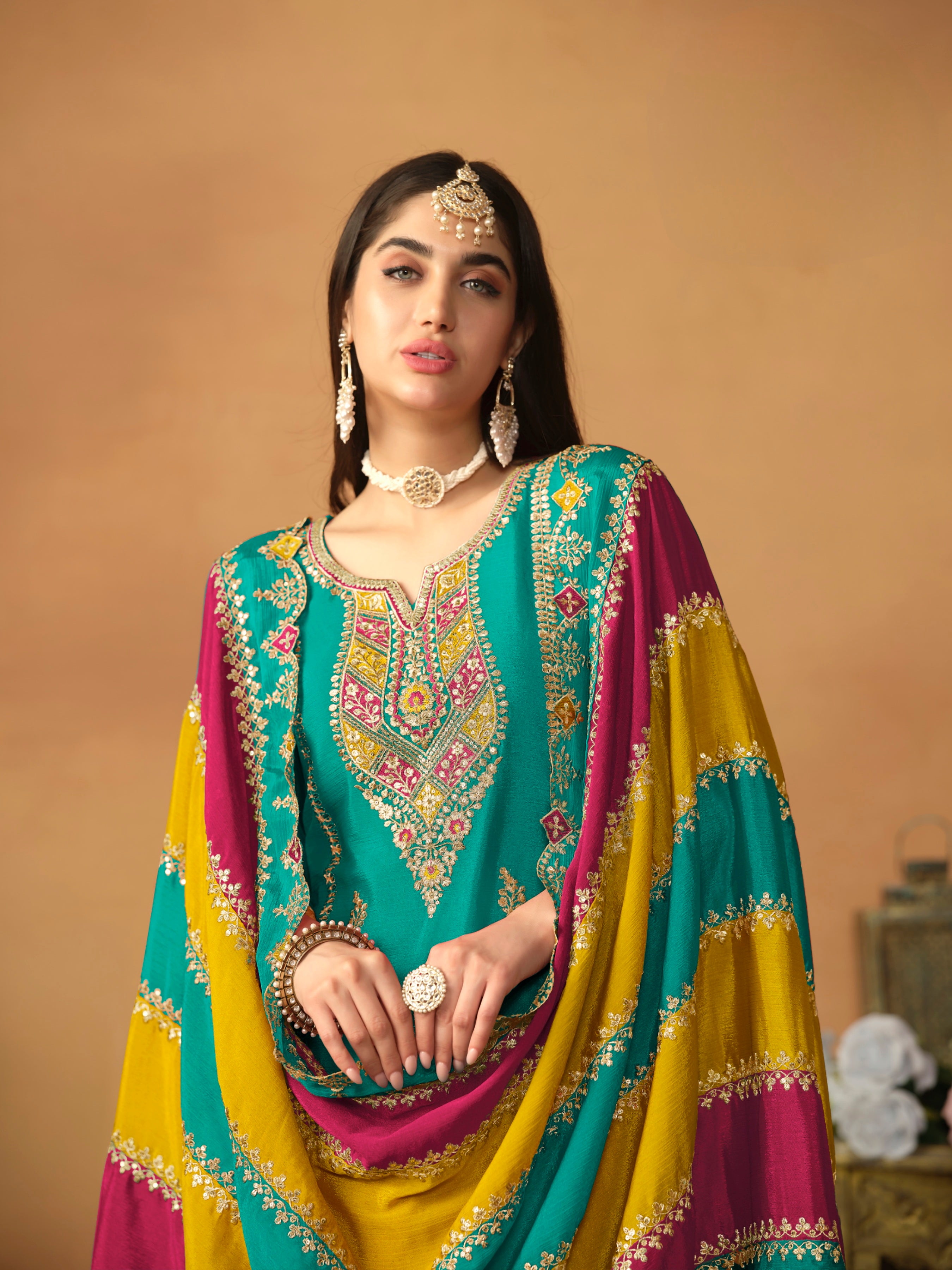 CHINON SILK DESIGNER SUIT EAST0022