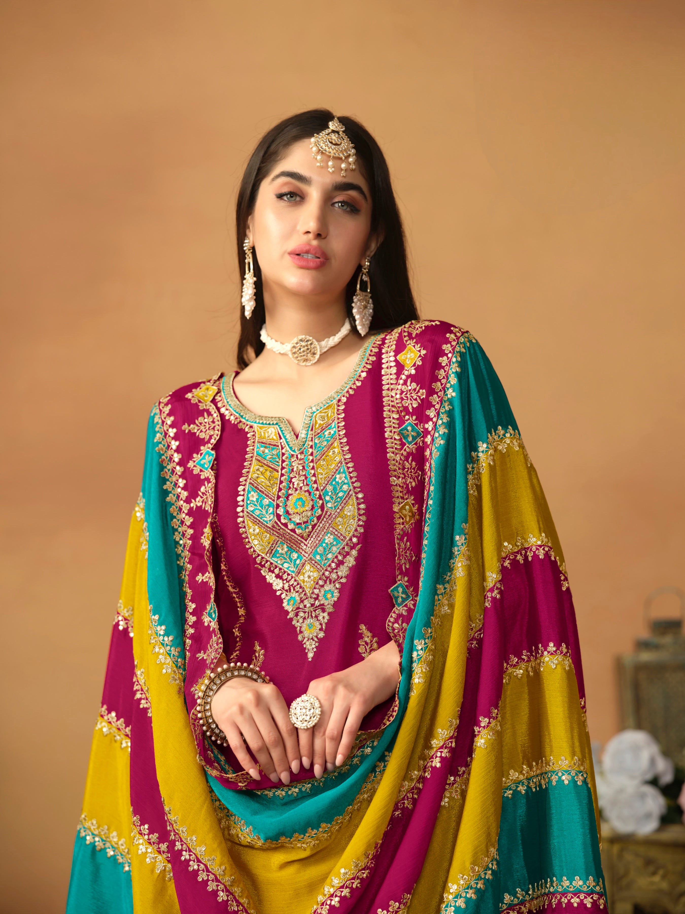 CHINON SILK DESIGNER SUIT EAST0022
