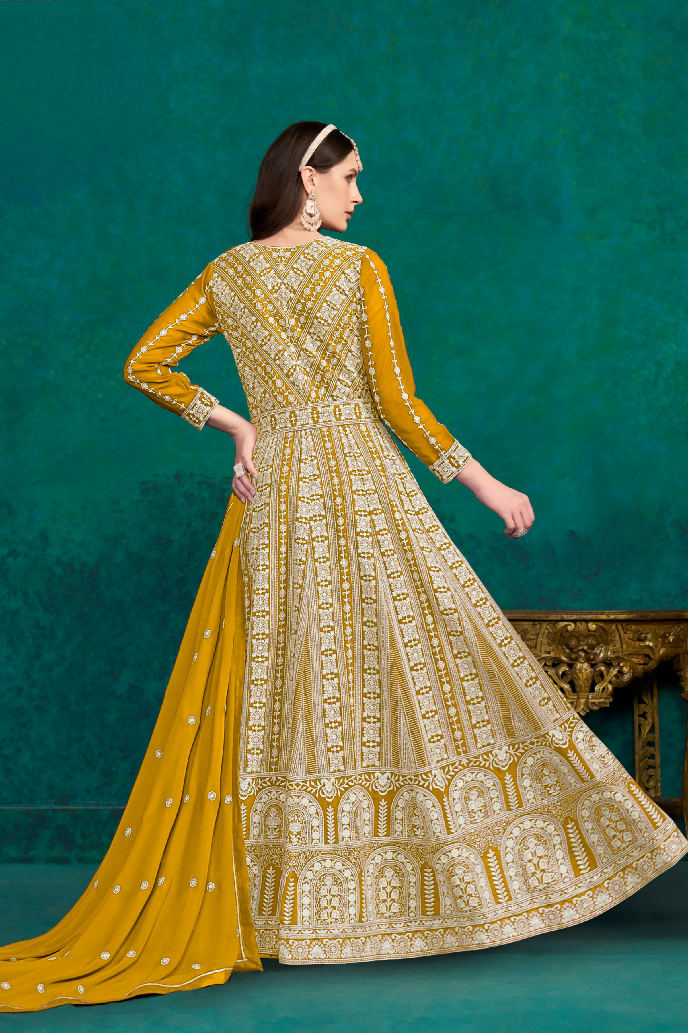 Shanaya Designer gown LXGW0023