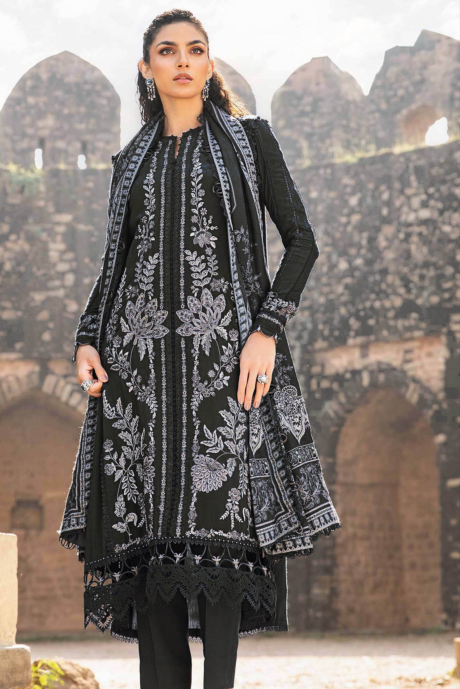 Soft Horizon Embroidered Pakistani suit LXPK0020