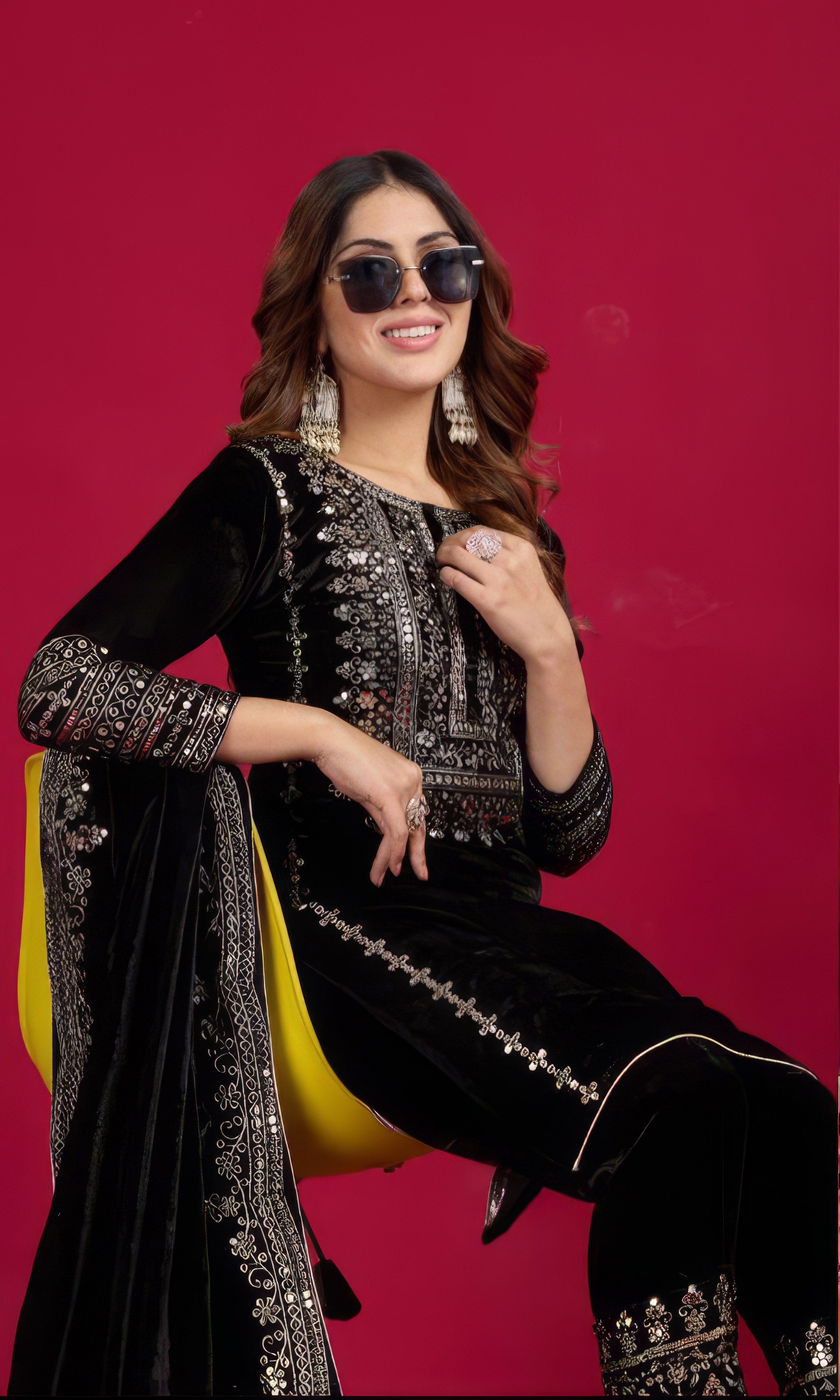 Chinon Charm Luxury Suit LXST0035