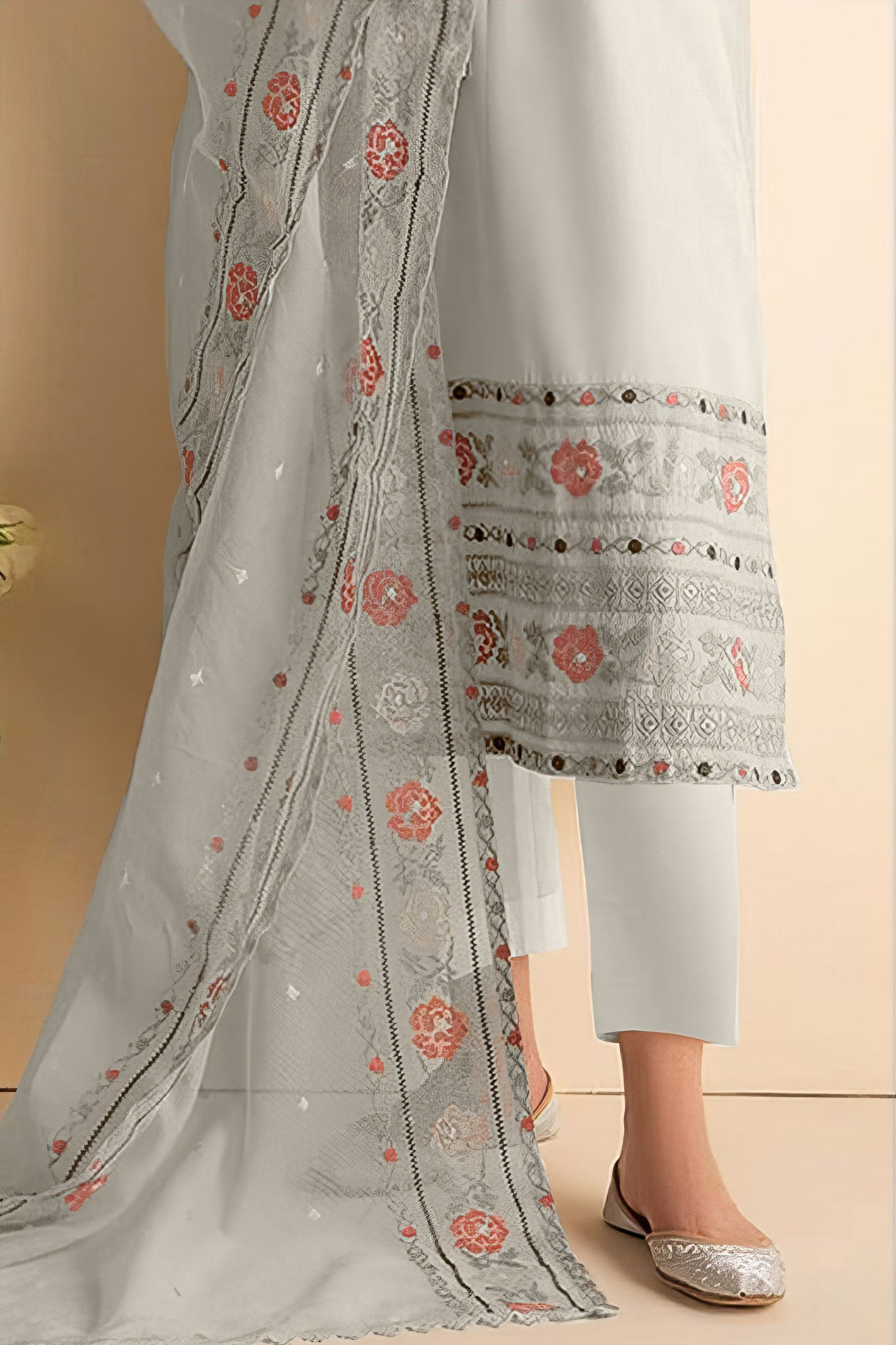ViscoS Silk With Embroidered Pakistani suit LXPK0024