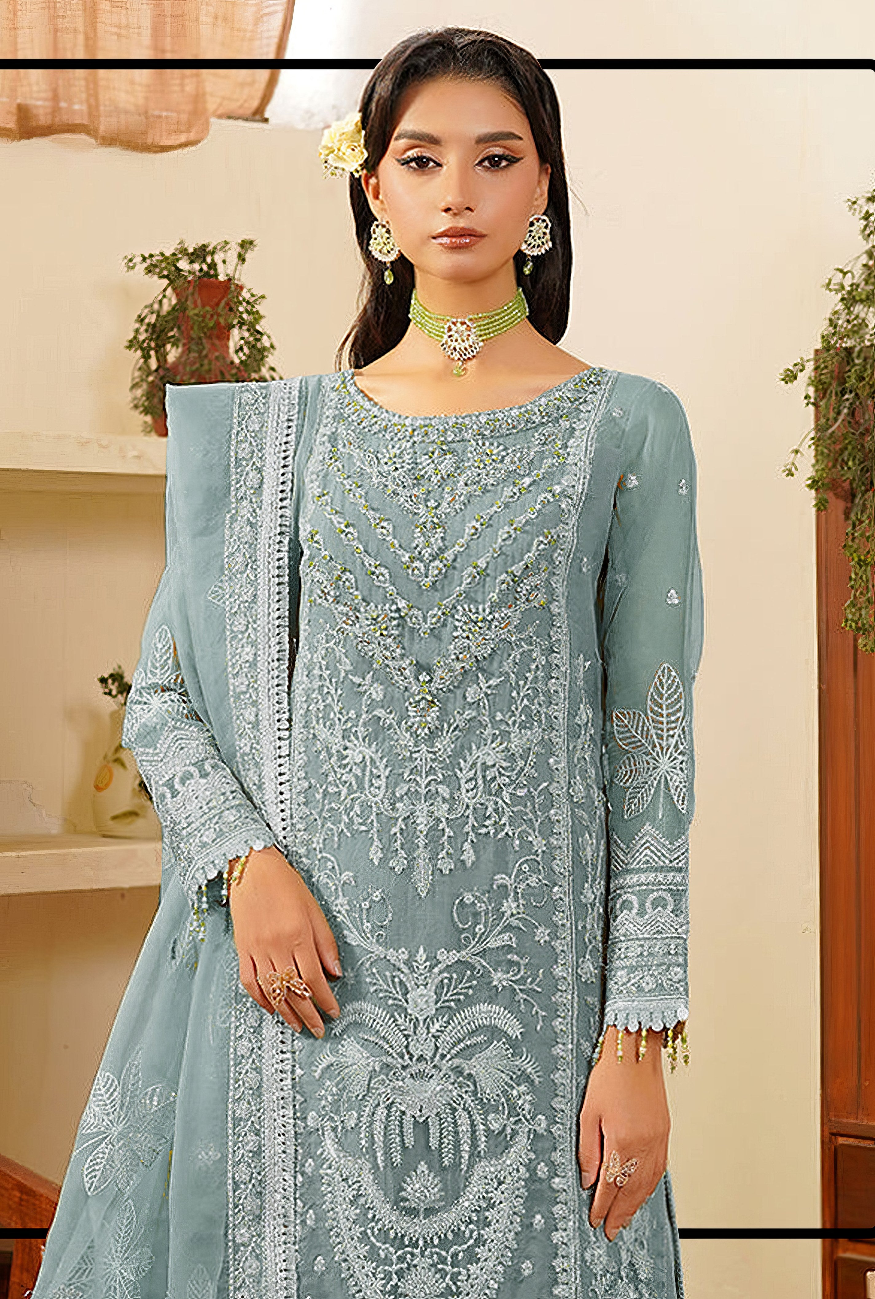 Organza Aura Embroidered Pakistani suit LXPK0032