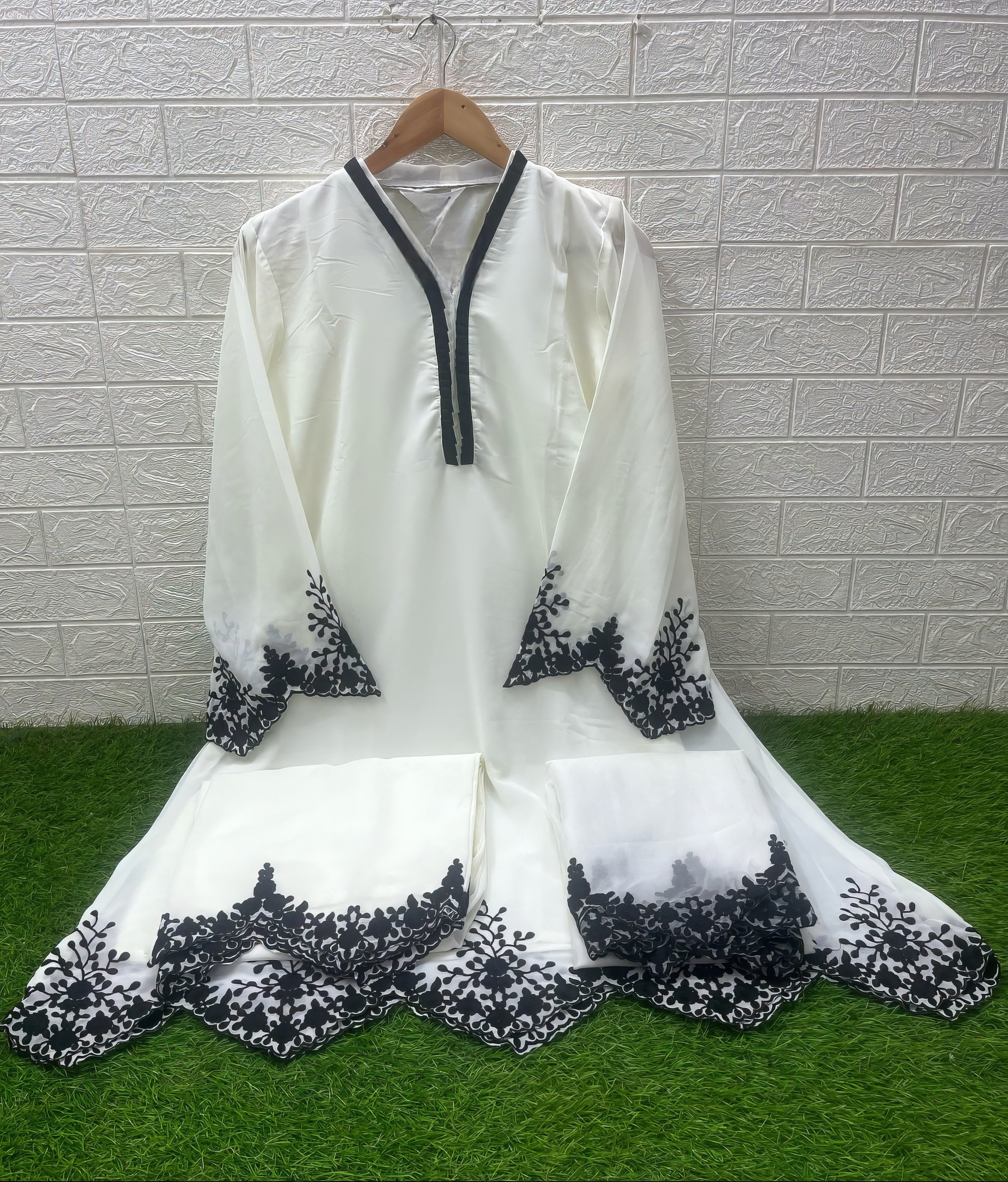 Georgette Grace Suit EAST0037