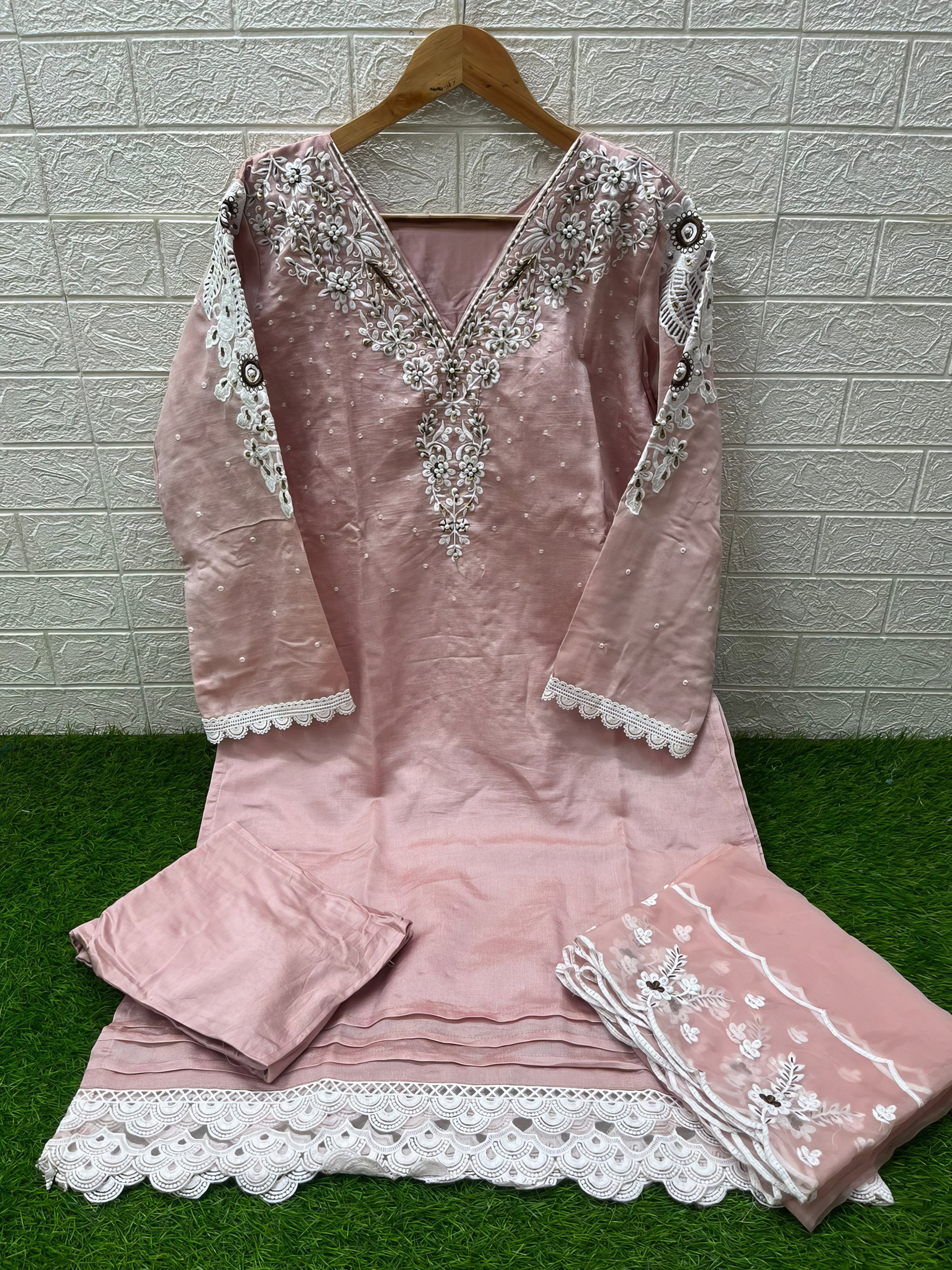 Roselle Charm Pakistani Suit LXPK0057