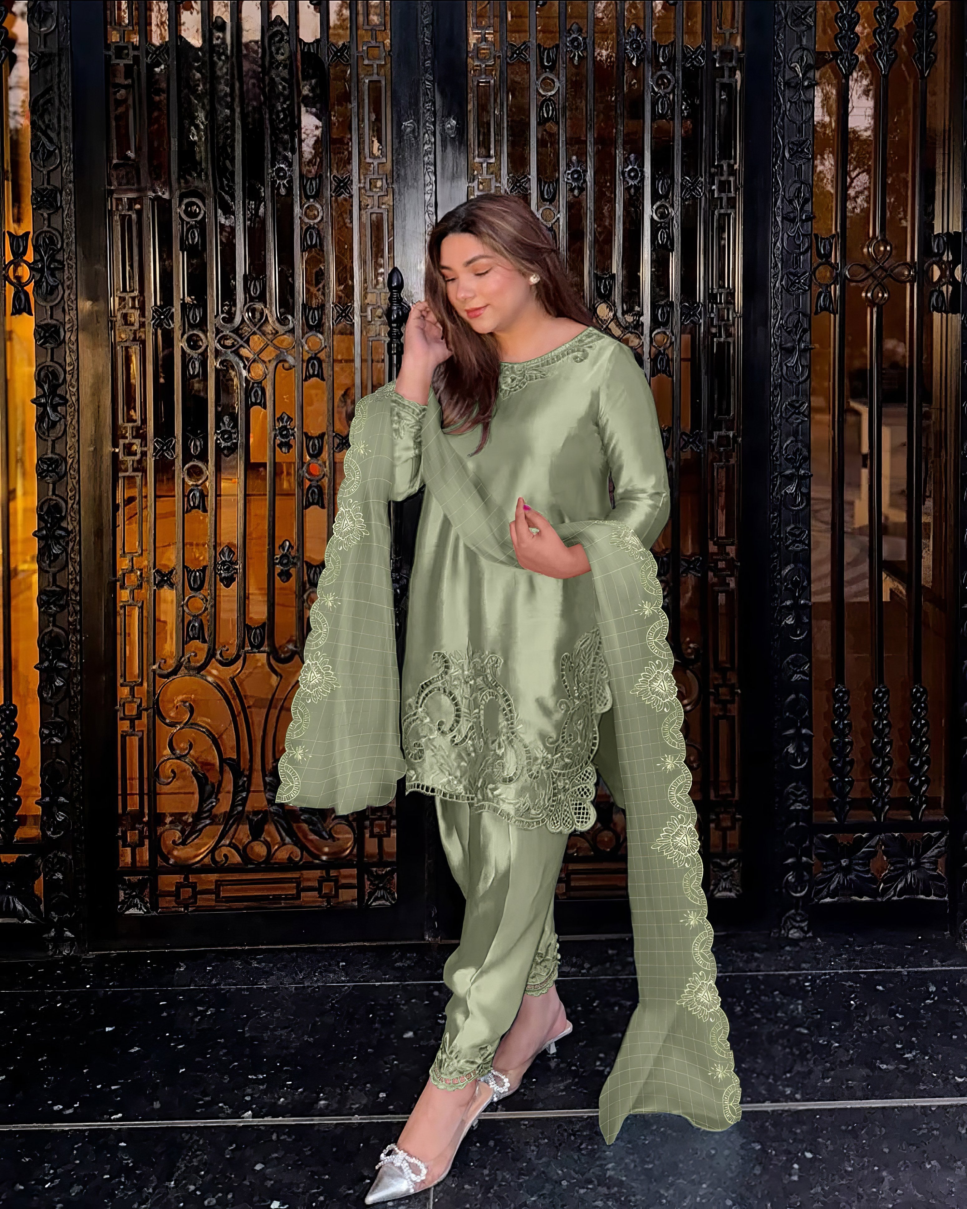 Nayra Sequin Embroidered Pakistani Suit LXPK0073