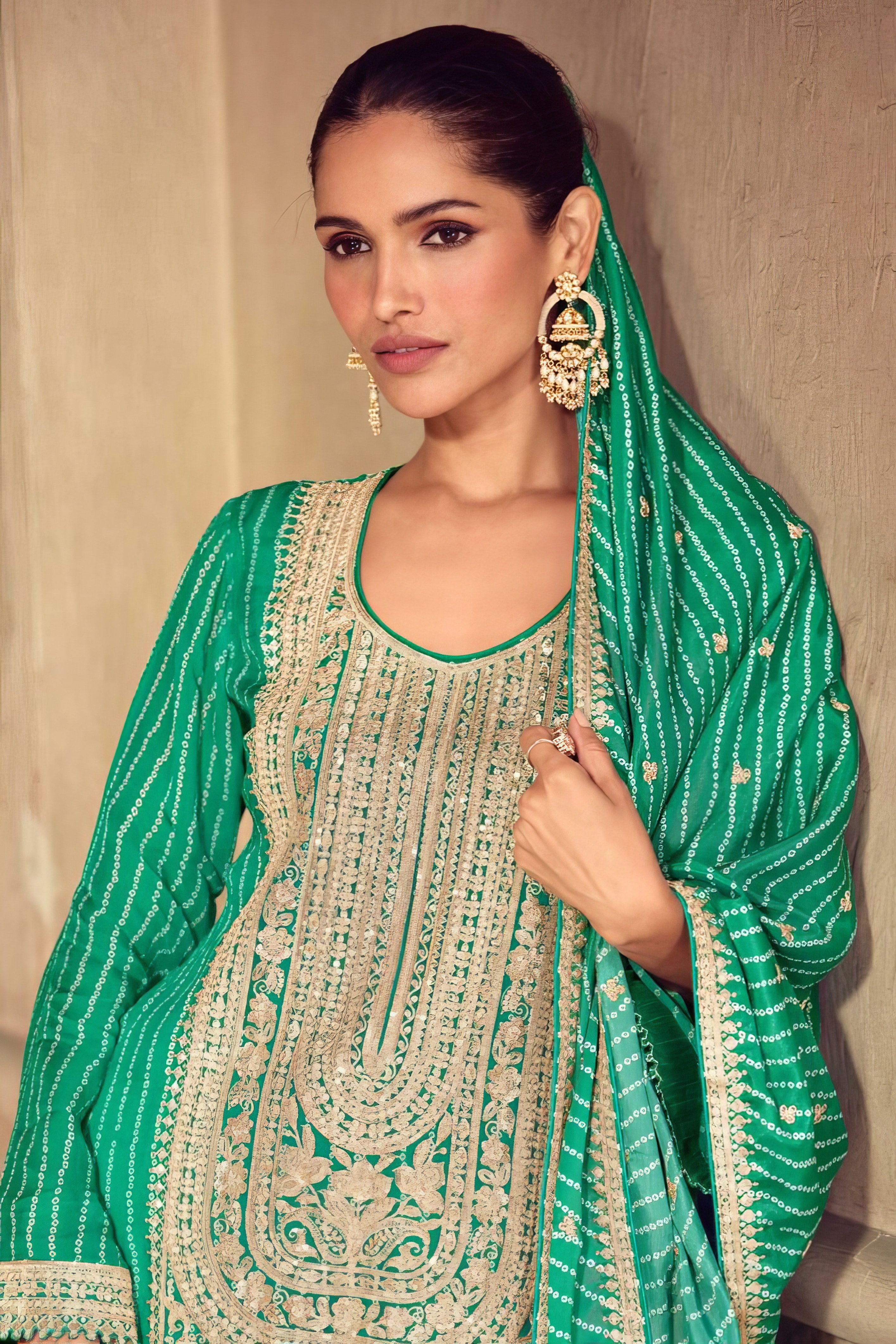 Chinon CHarm Sharara LXSR0059