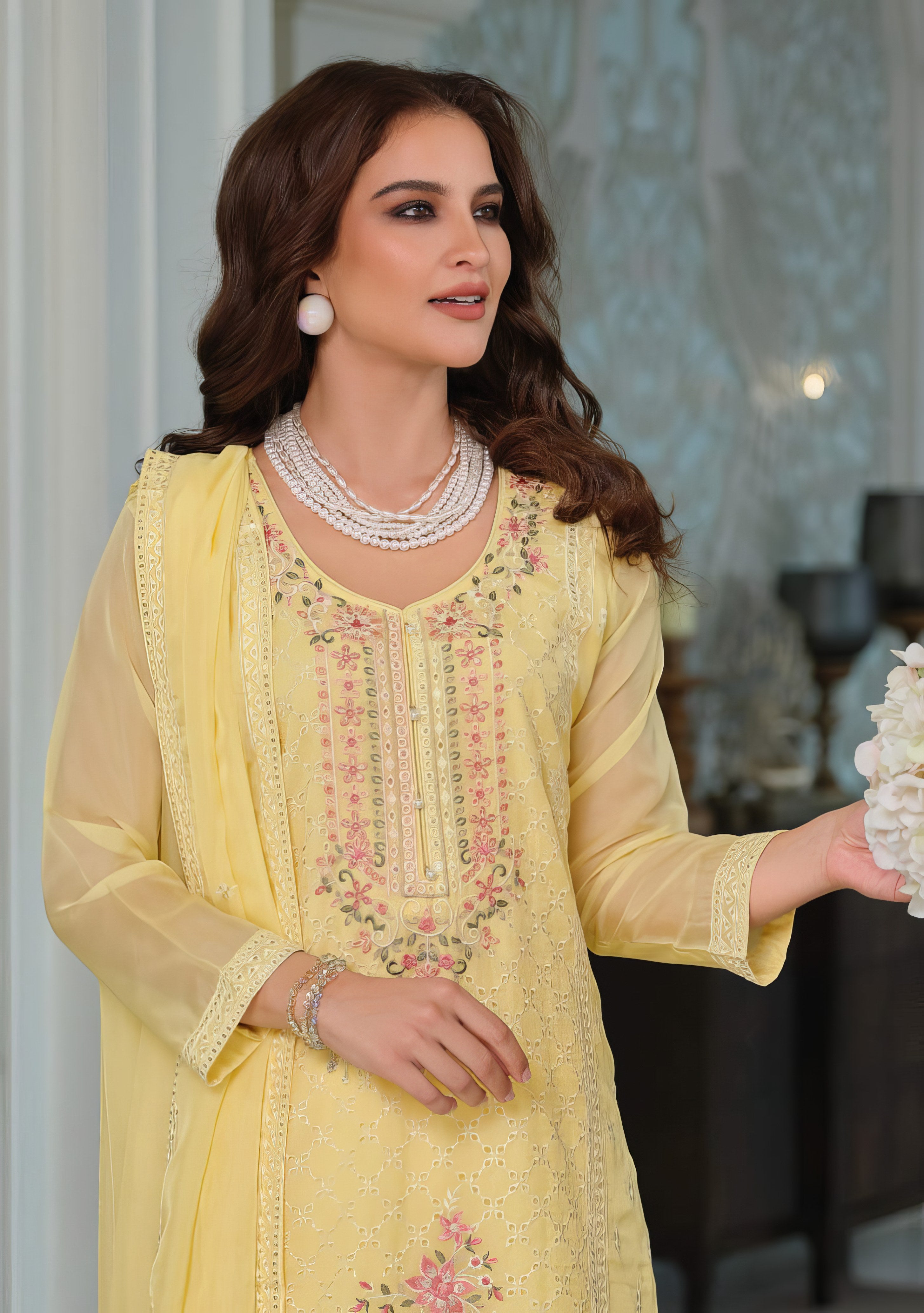 Zunaira Embroidered Pakistani Suit LXPK0081