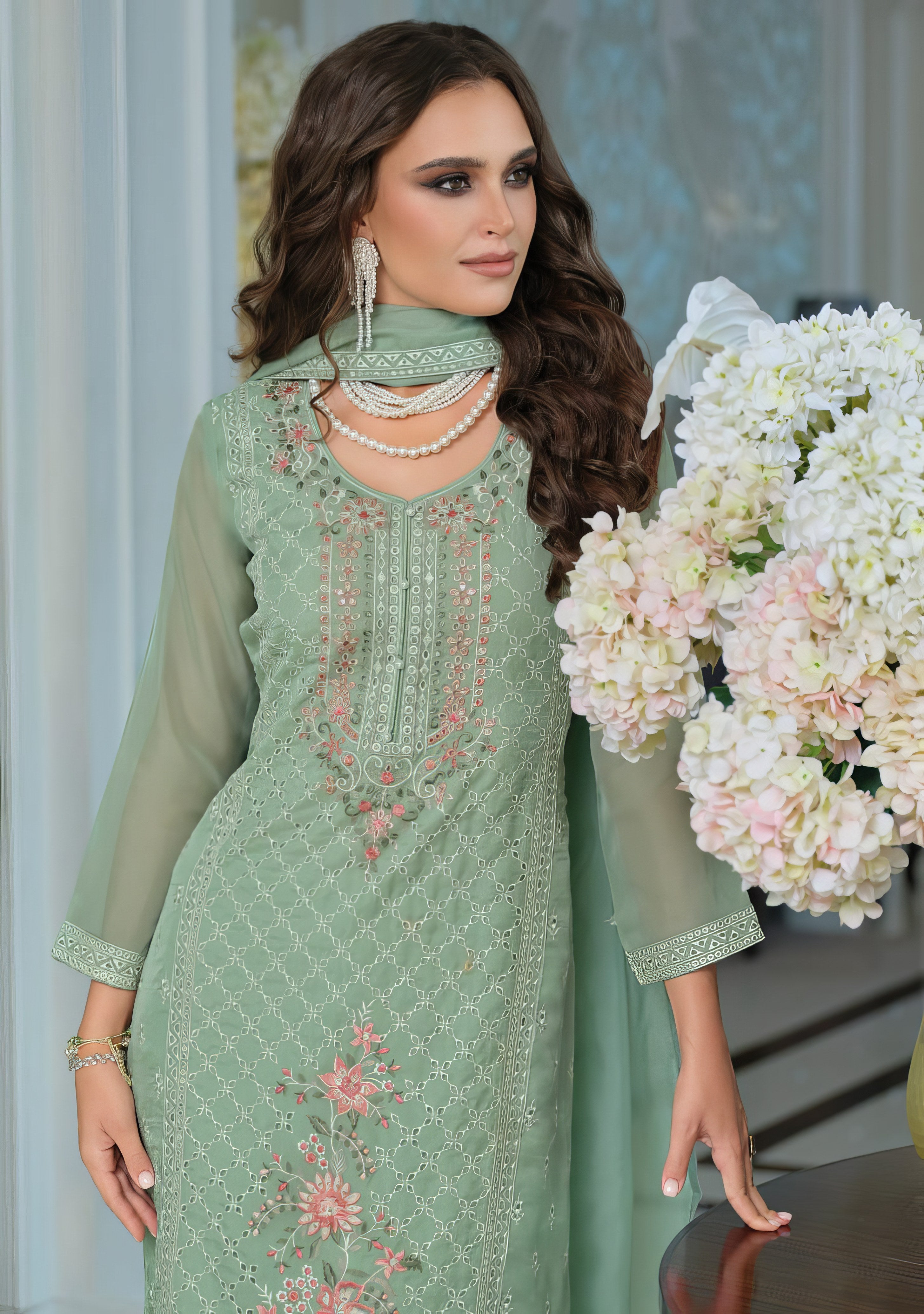 Zunaira Embroidered Pakistani Suit LXPK0081