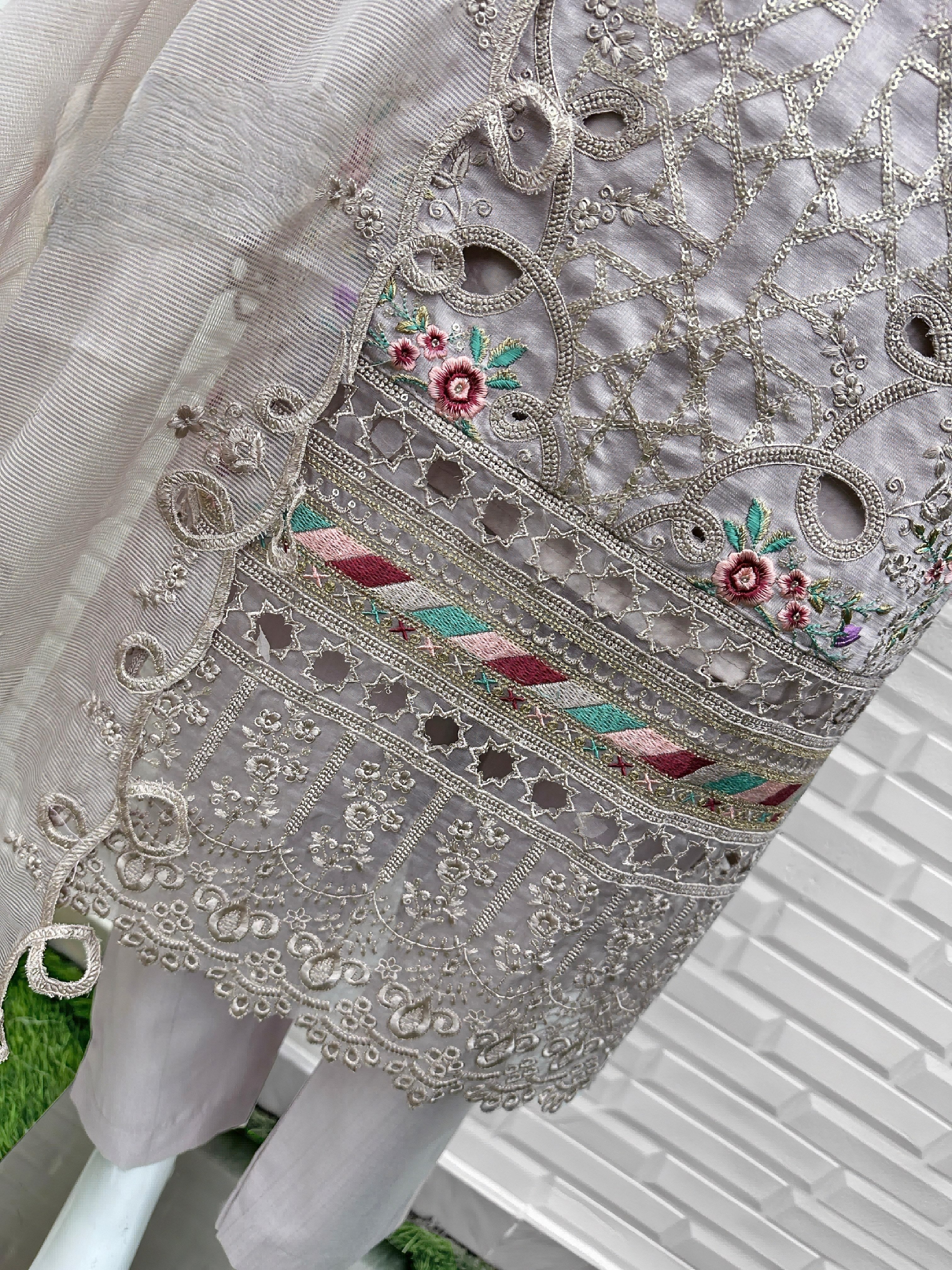 VISCOS FABRIC DESIGNER PAKISTANI SUIT EAPK0065