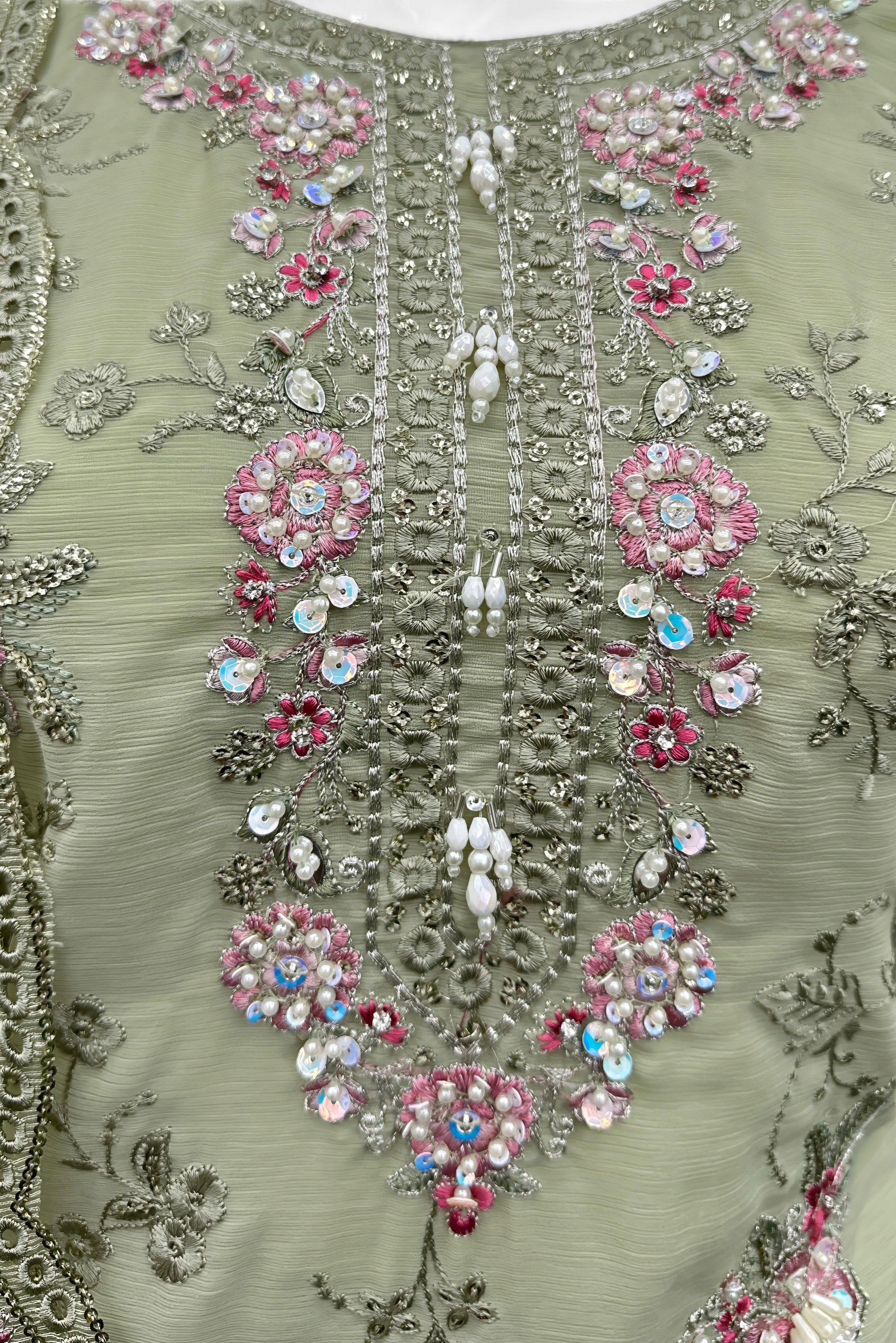 Textured Elegance Pakistani Suit EAPK0067