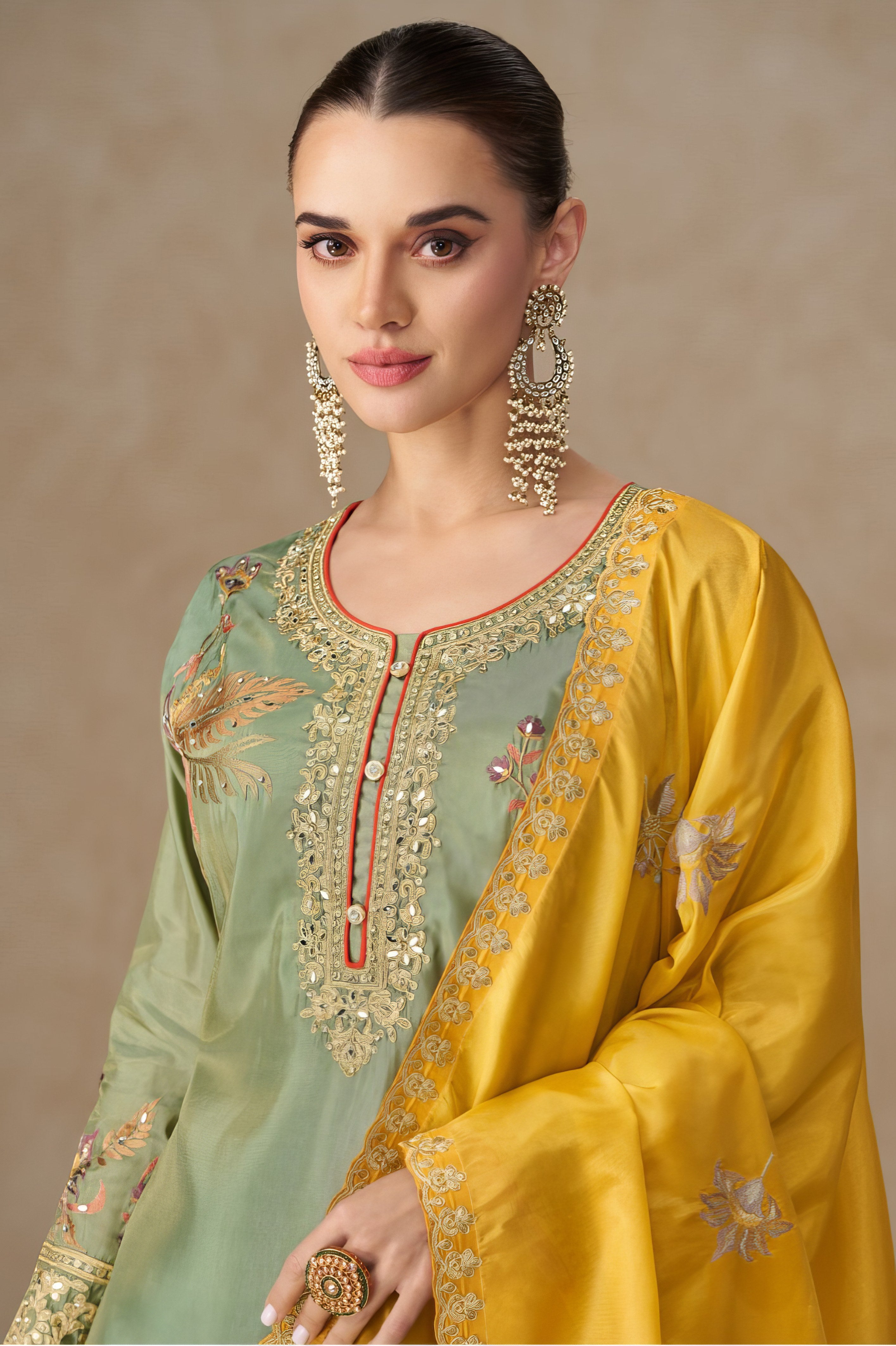 Emboridred Premium Plazo Suit LXSR0086