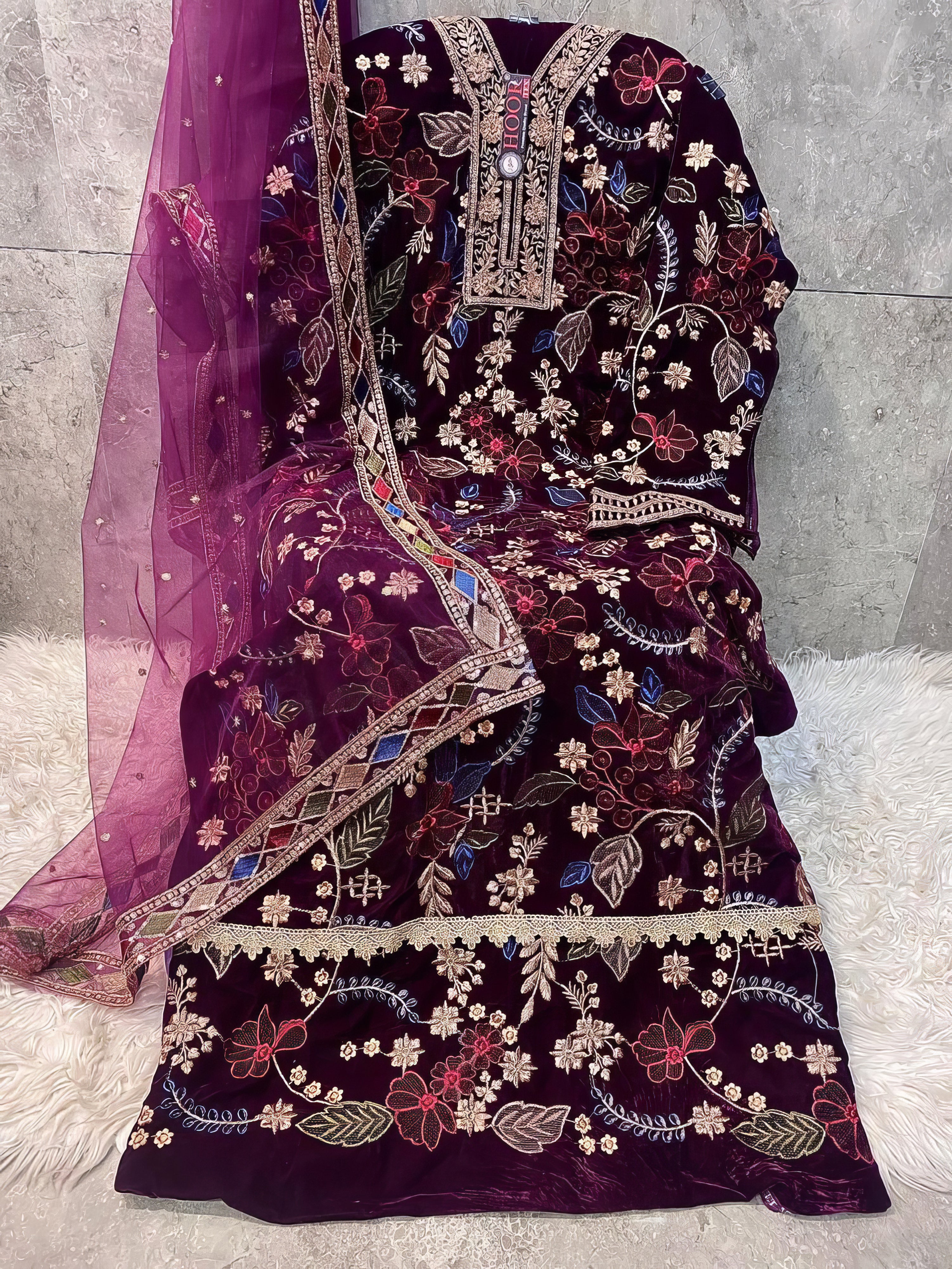 Zariya Lux Pakistani Suit EAPK0086