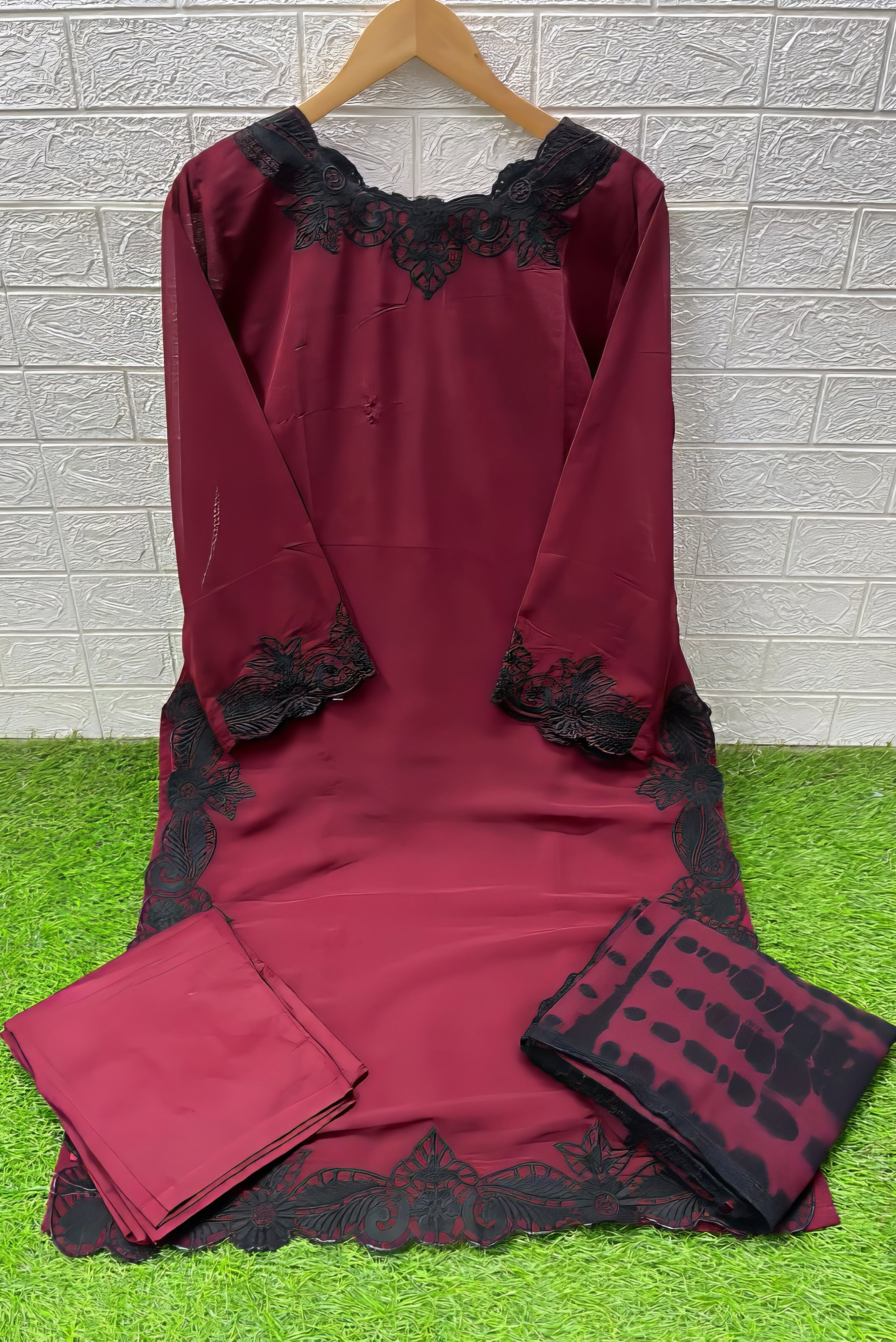 Regal Shibori Pakistani Suit EAPK0100