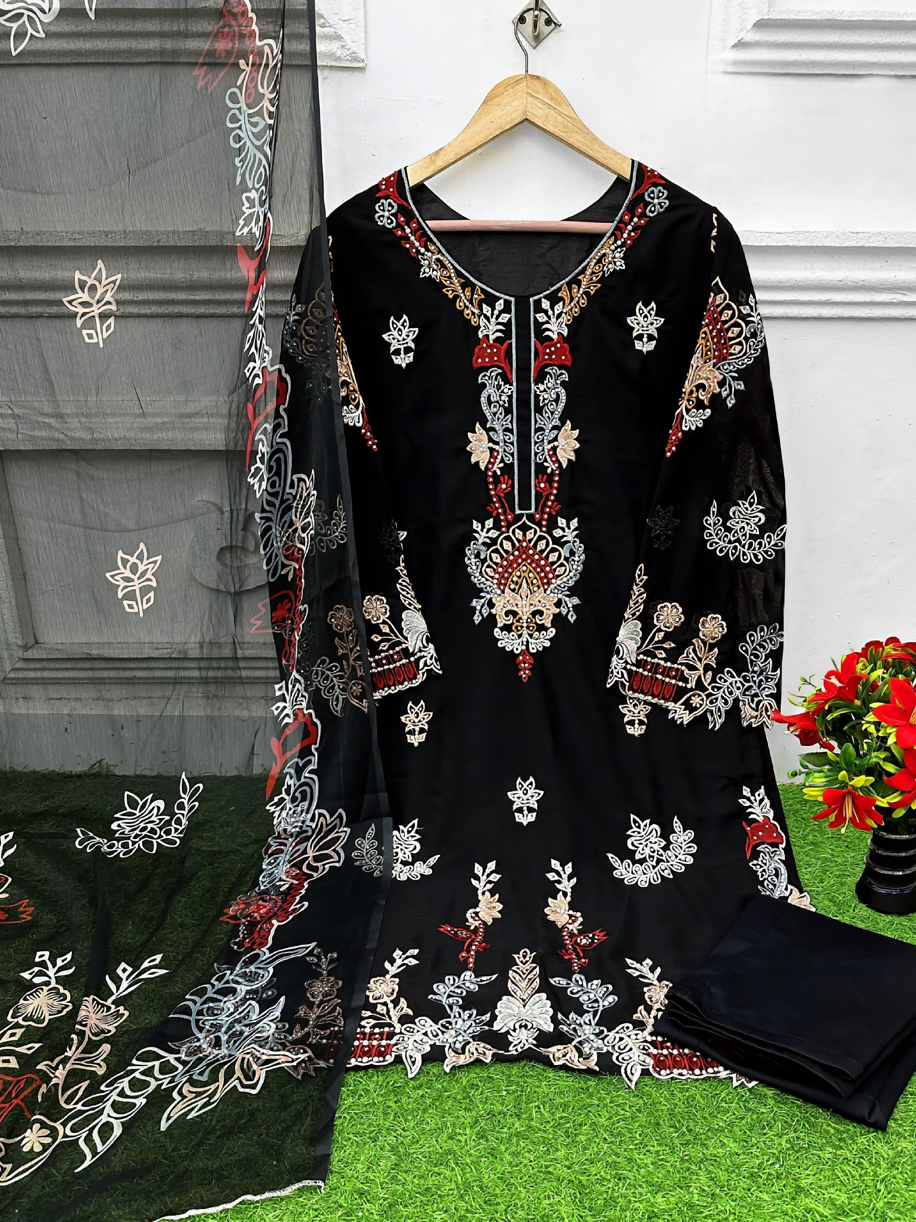 Fox Elegance Edition PAKISTANI SUIT LXPK0042