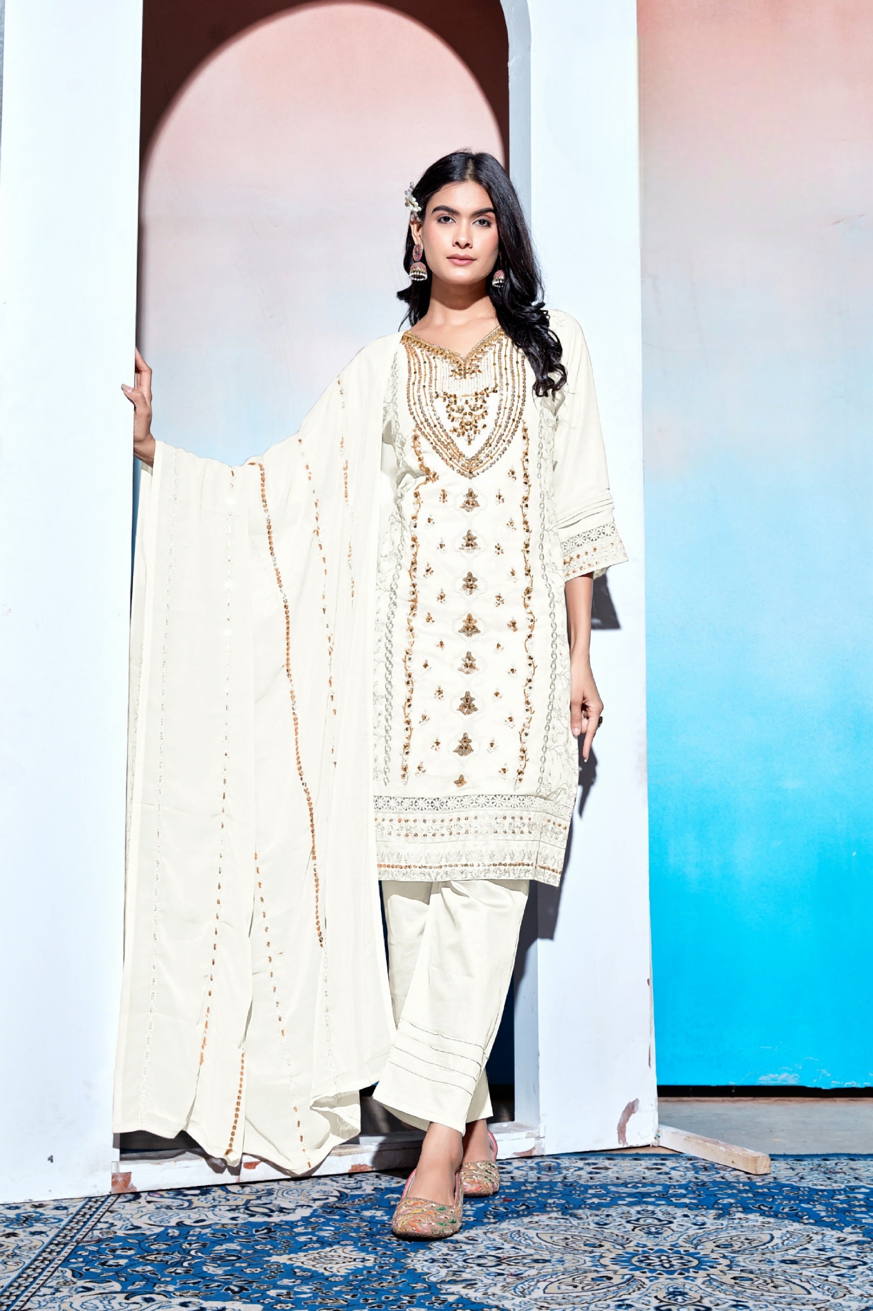 Sequined Grace Set Pakistani Suit LXPK0043