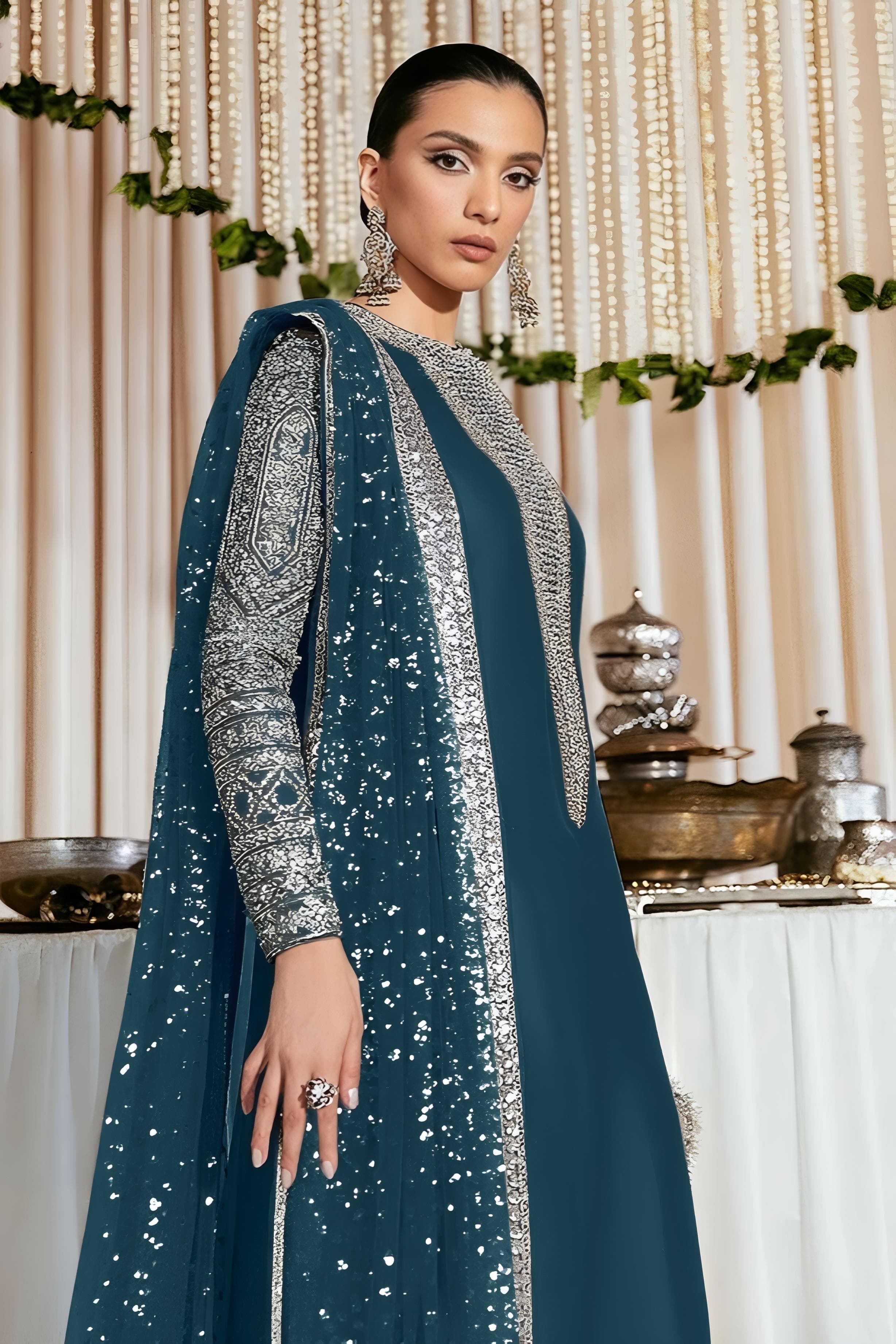 Aariah Veil Embroideried Pakistani suit Work EAPK0008