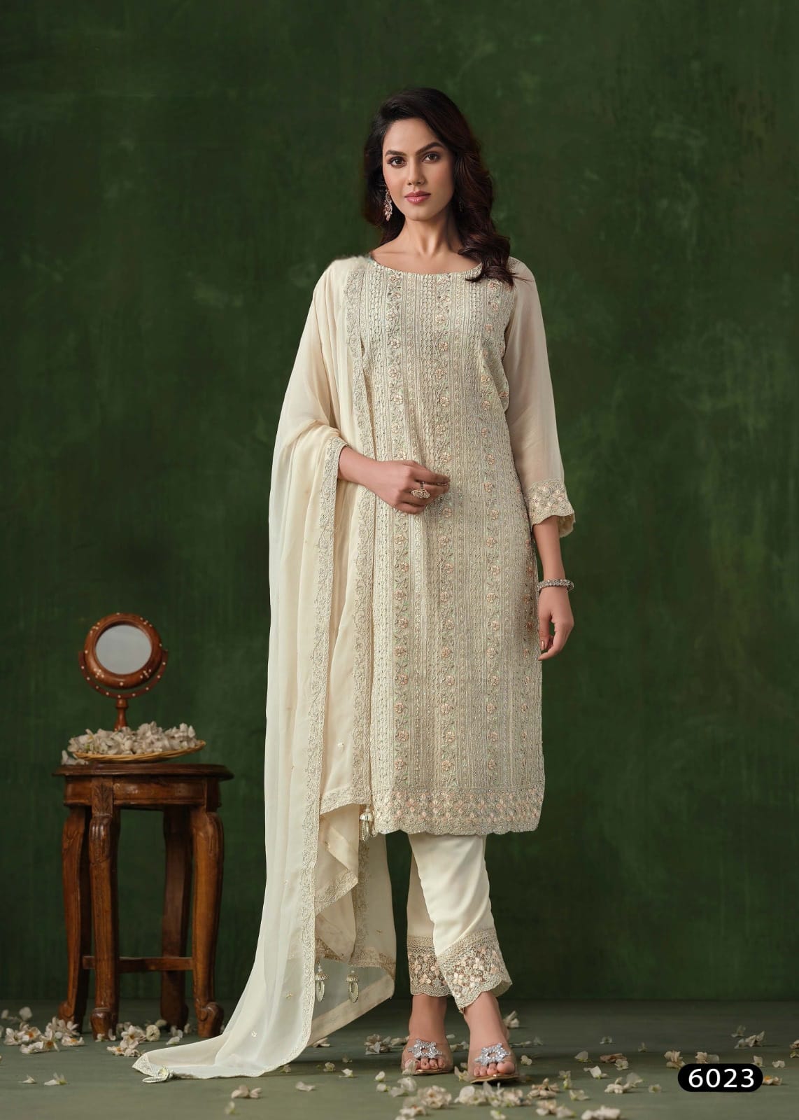 Coding Sequin Ensemble Pakistani Suit EAPK0038