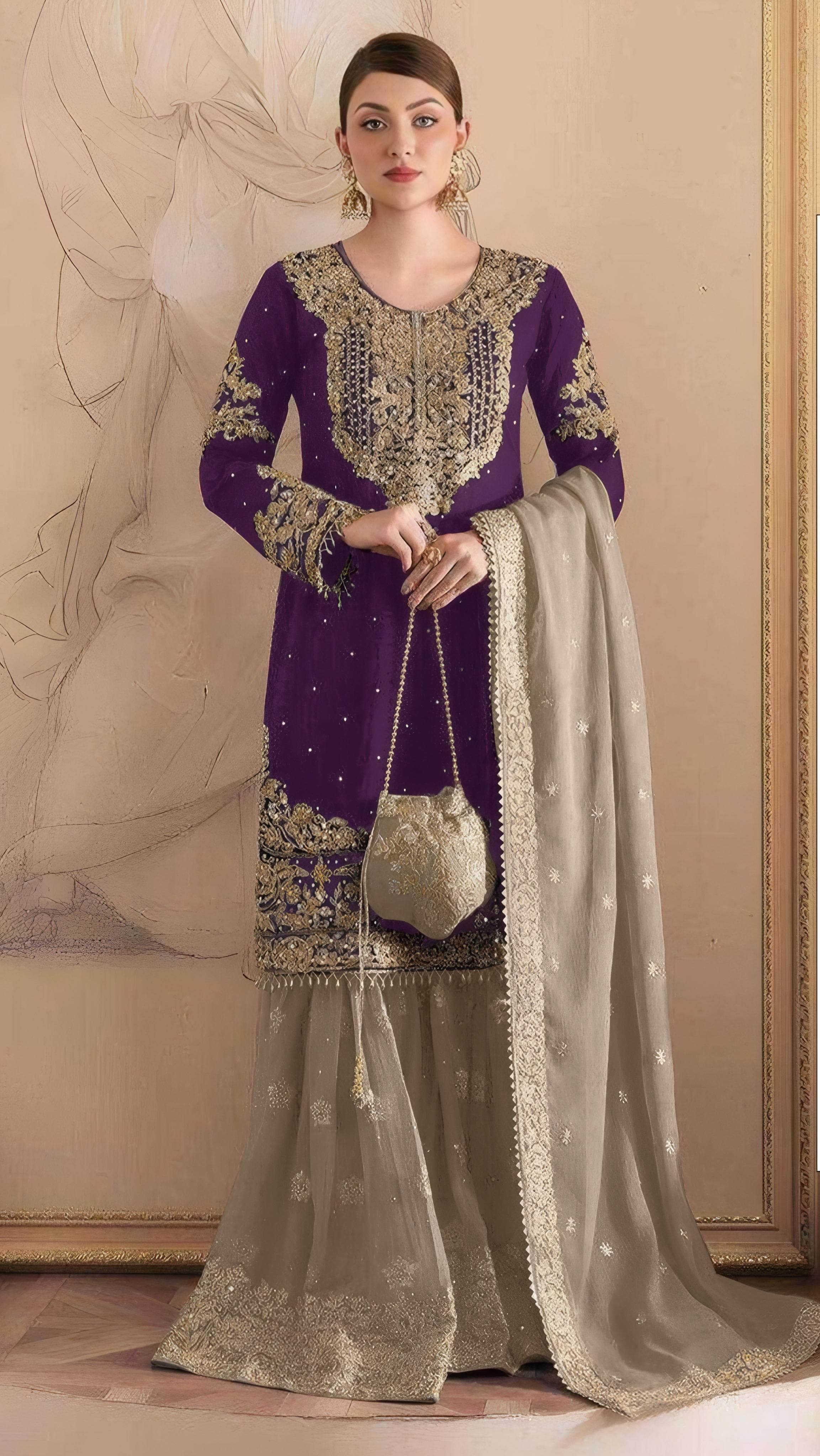 Designer Pakistani Suit with zari work EAPK0045