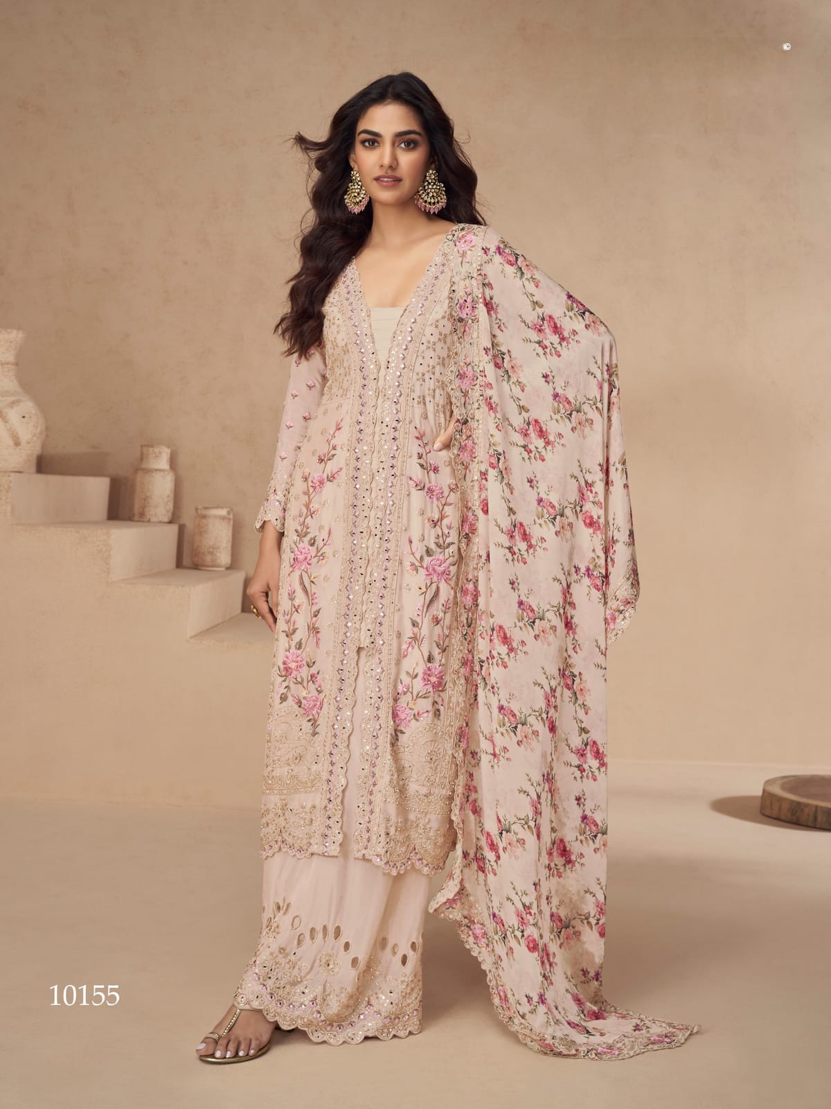 Empress of Elegance Embroderied Pakistani Suit EAPK0048