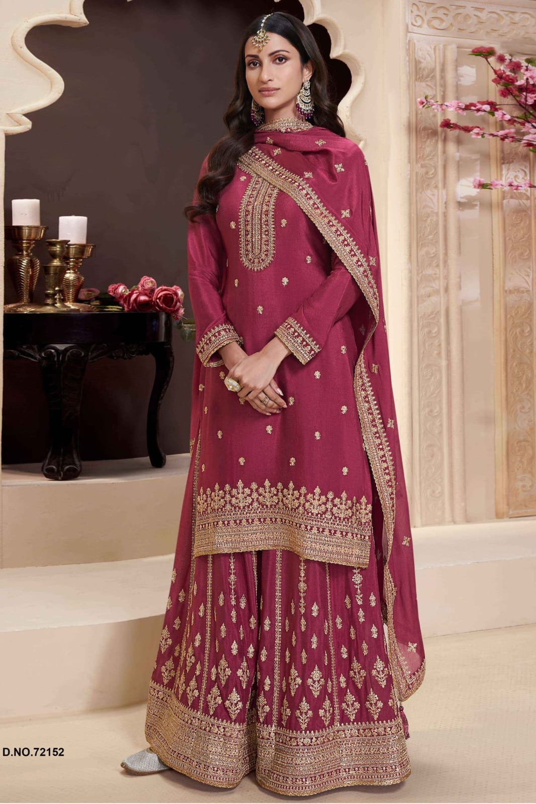 Heavy chinon fab embroderied SHARARA EASR00035