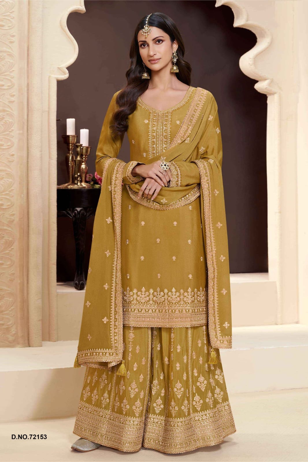 Heavy chinon fab embroderied SHARARA EASR00035
