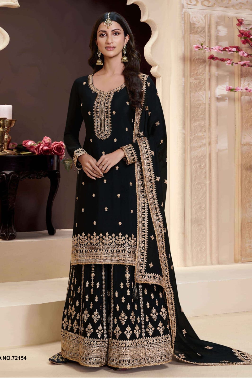 Heavy chinon fab embroderied SHARARA EASR00035