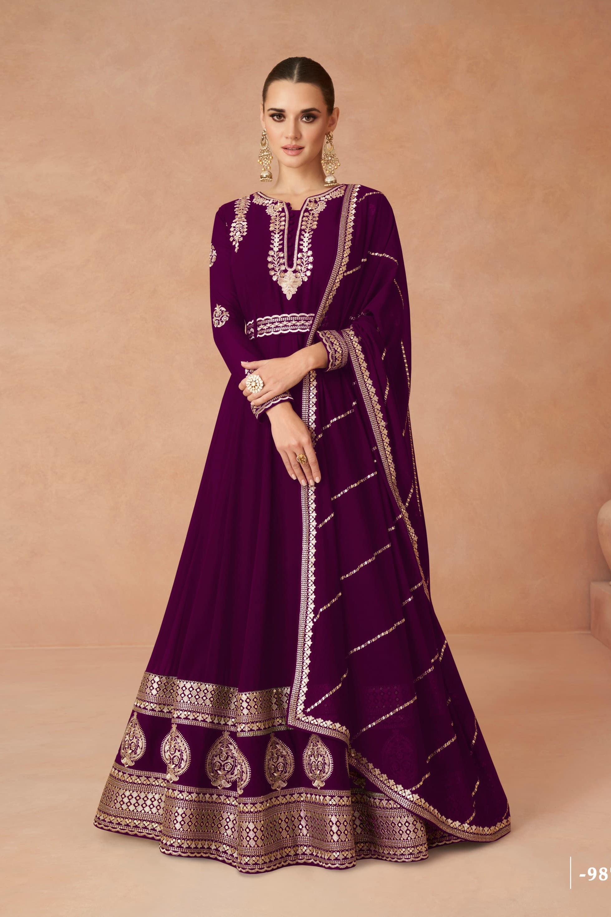 Festive Special Georgatte GOWN EAGW0022