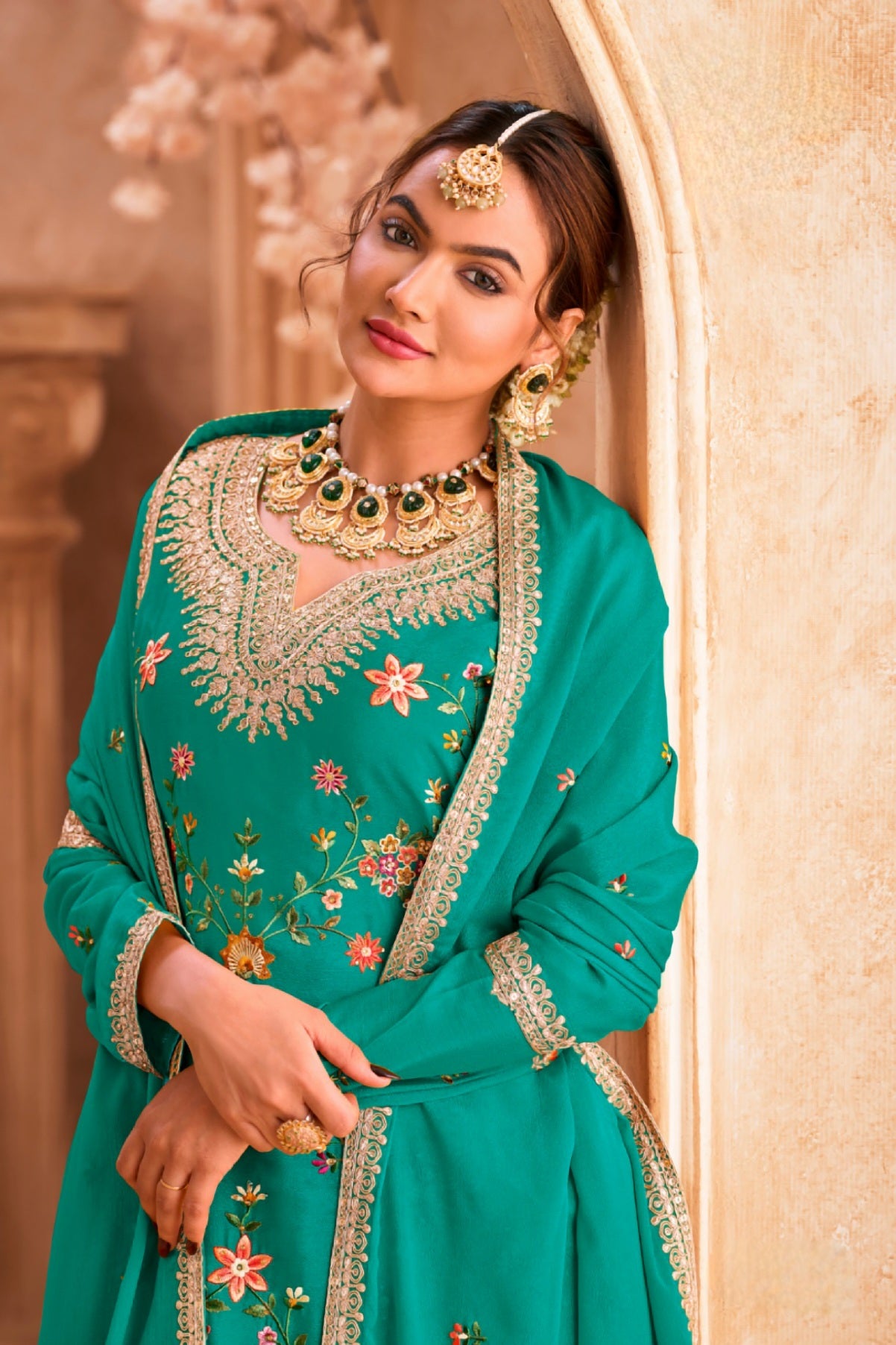 Eira Simar Premium Suit LXST0005