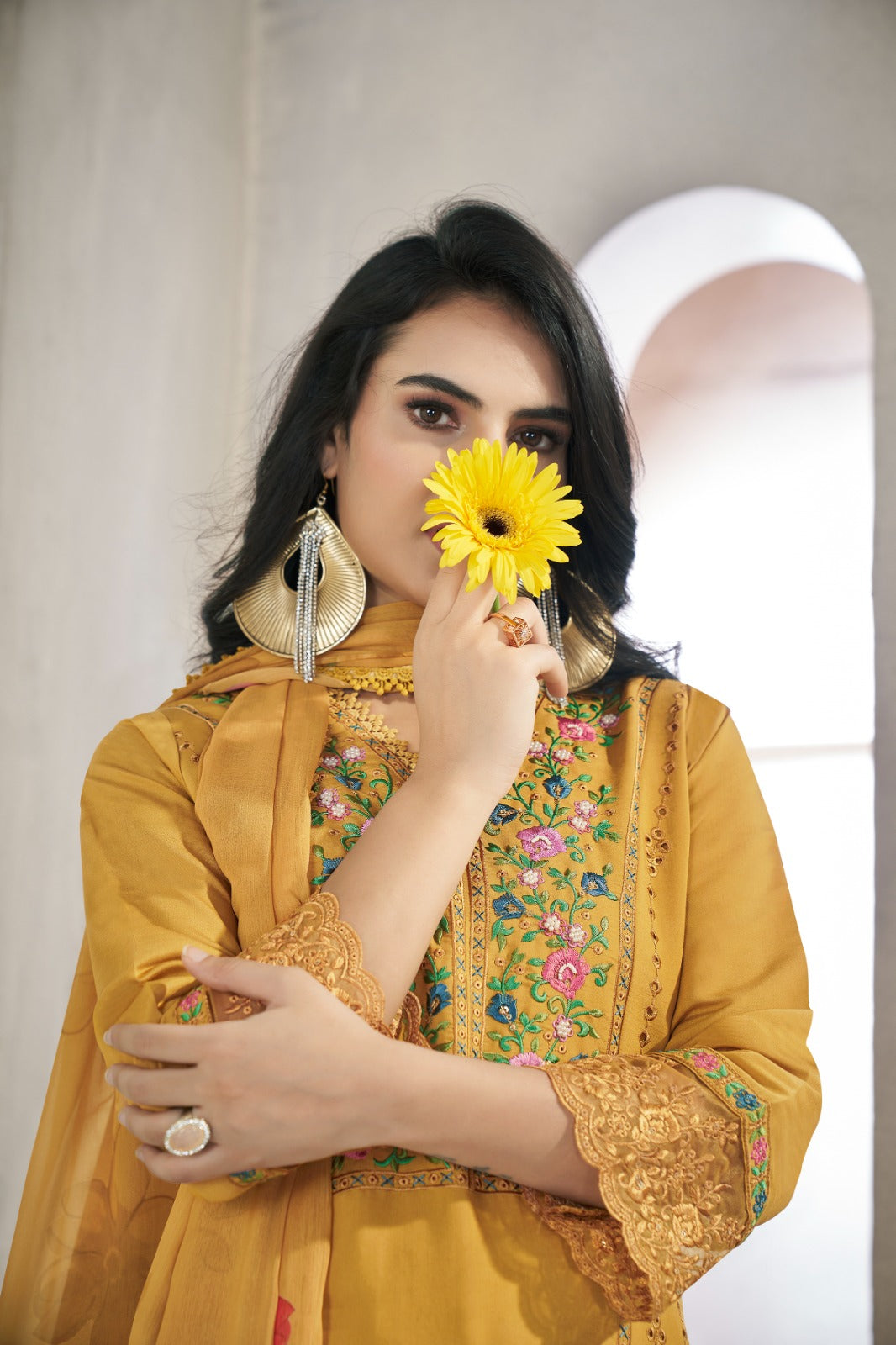 Reshmi handwork Pakistani suit LXPK0001