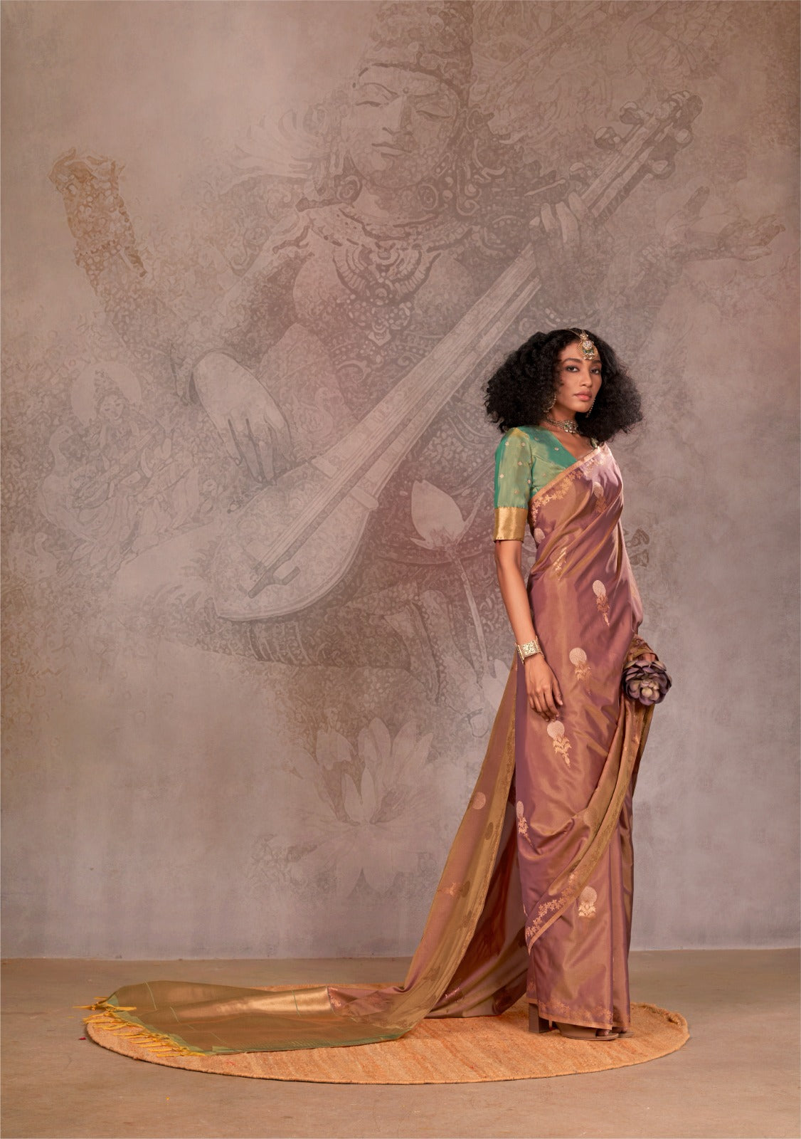 Two Tone SIlk Handloom Weaving Saree EASE0006