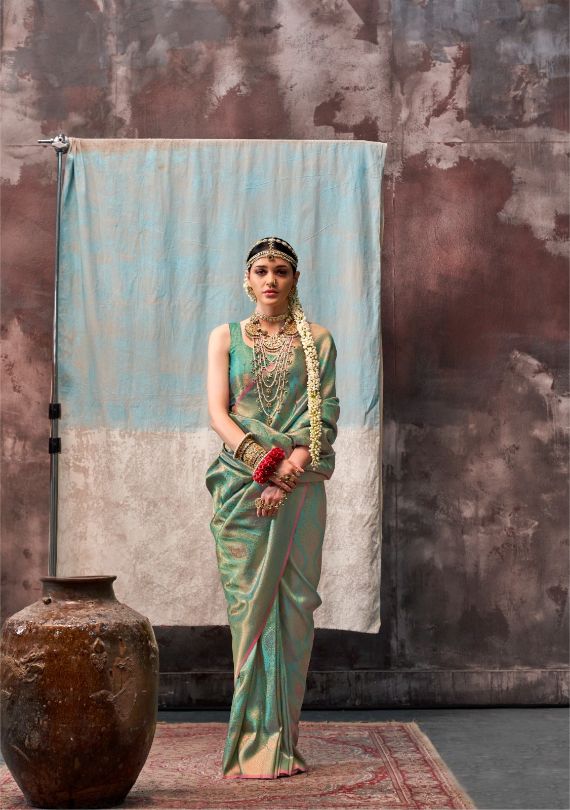 Heritage Weave Silk Saree EASE0011
