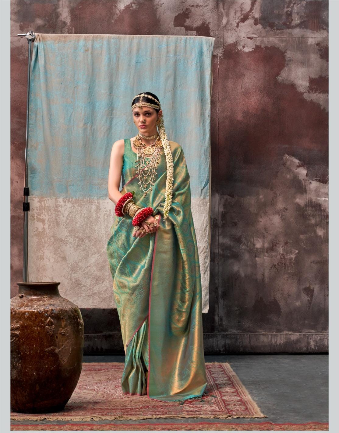 Heritage Weave Silk Saree EASE0011