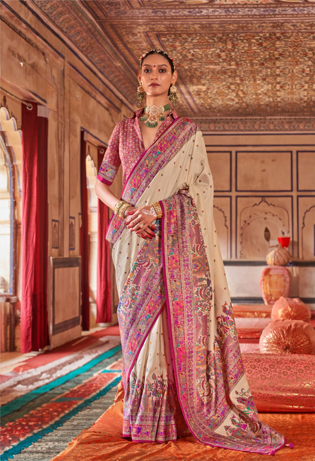 Riwaayat Handloom Silk Saree EASE0012