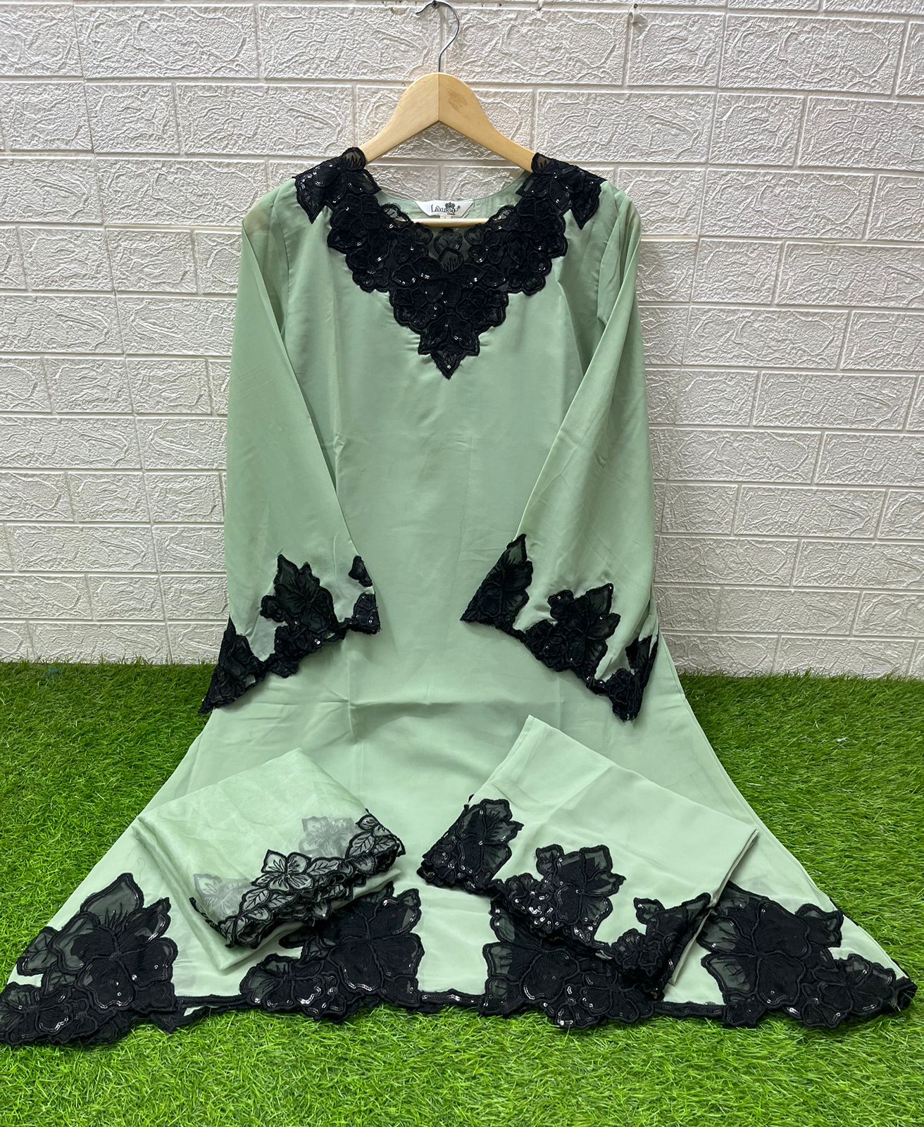 Pakistani Suit LXPK0040