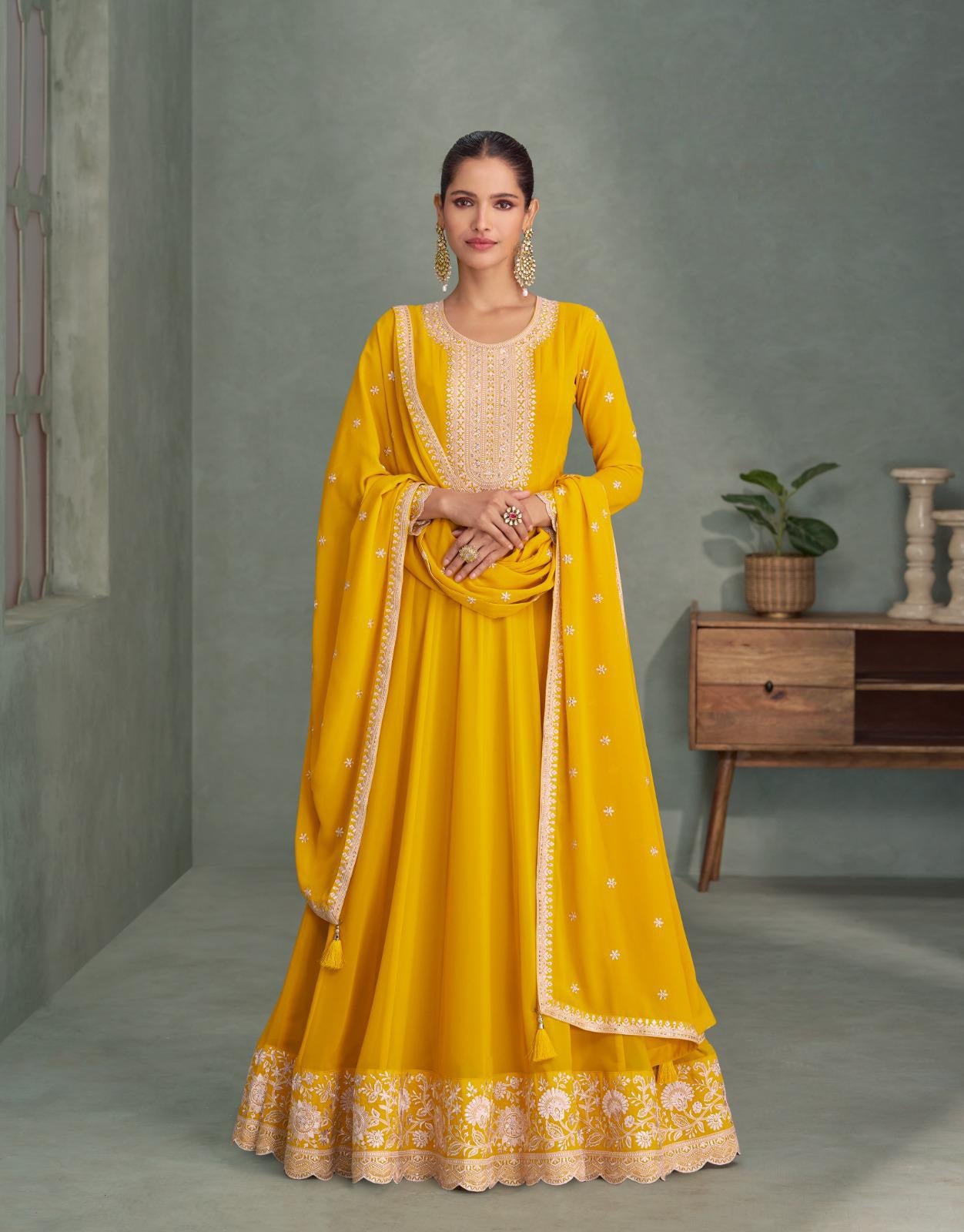 Saanjh Serenity Premium Gown LXGW0040