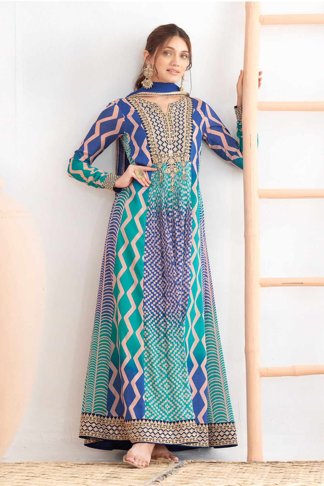 Rangrez Premium Gown LXGW0043
