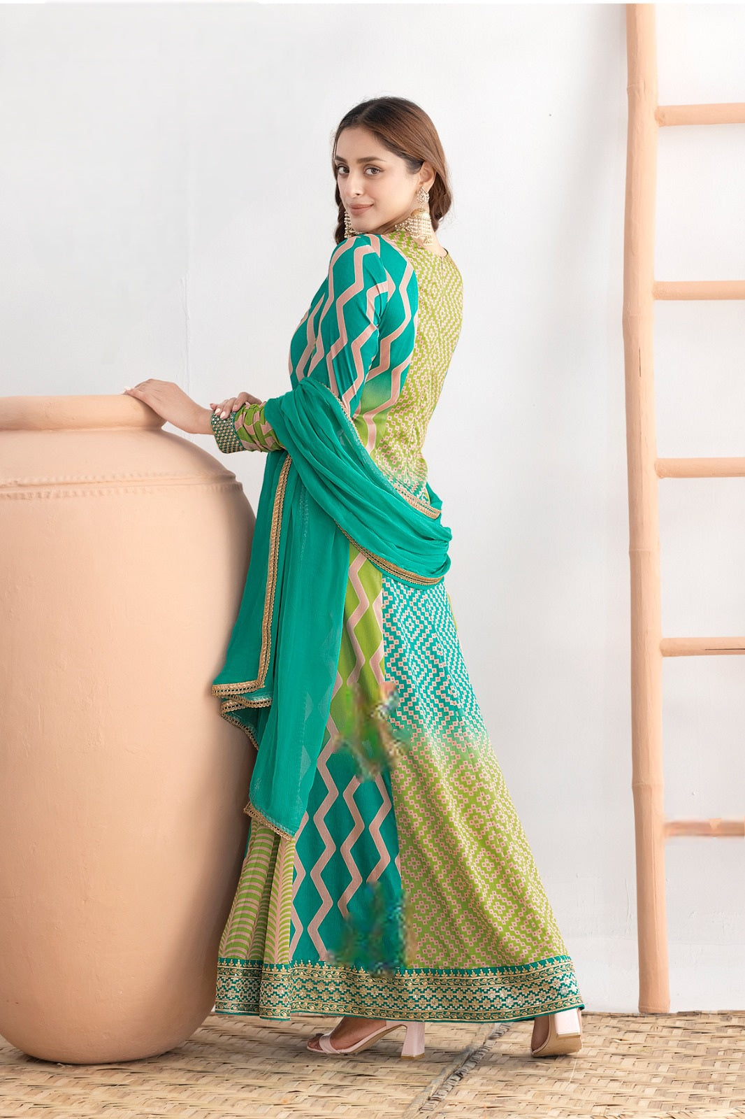 Rangrez Premium Gown LXGW0043