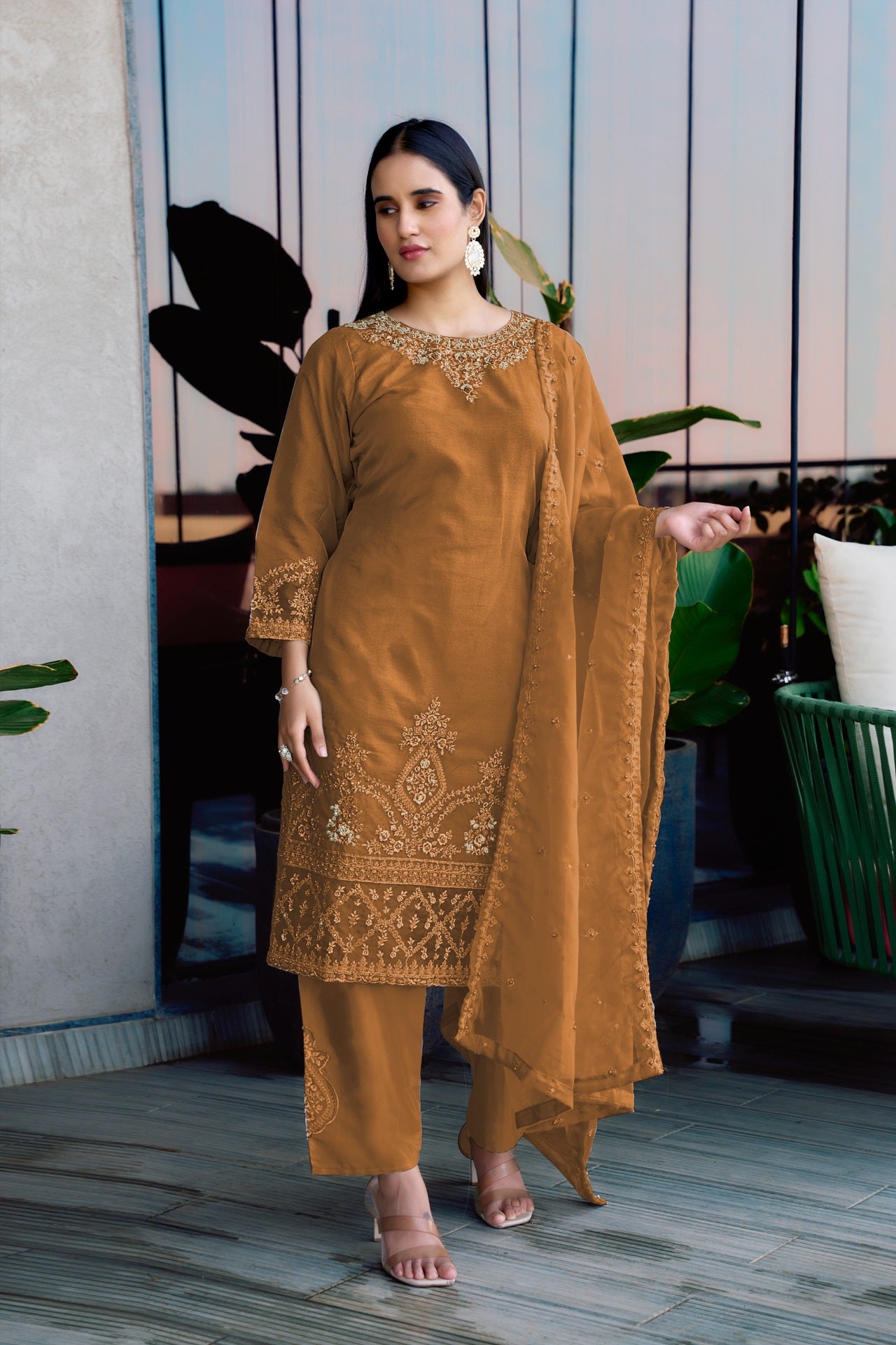 Pearl Mist Organza Set Pakistani Suit EAPK0061