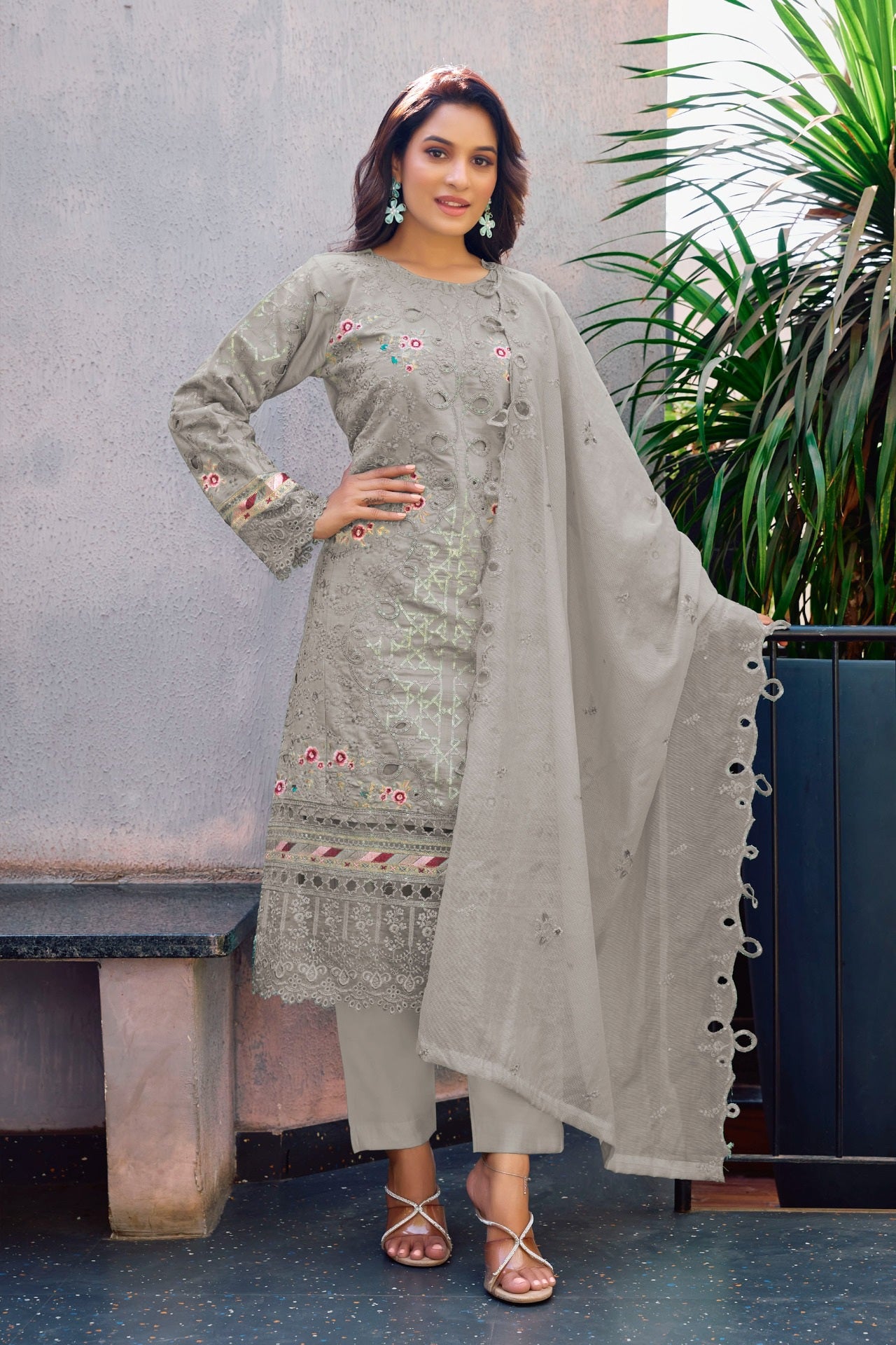 VISCOS FABRIC DESIGNER PAKISTANI SUIT EAPK0065