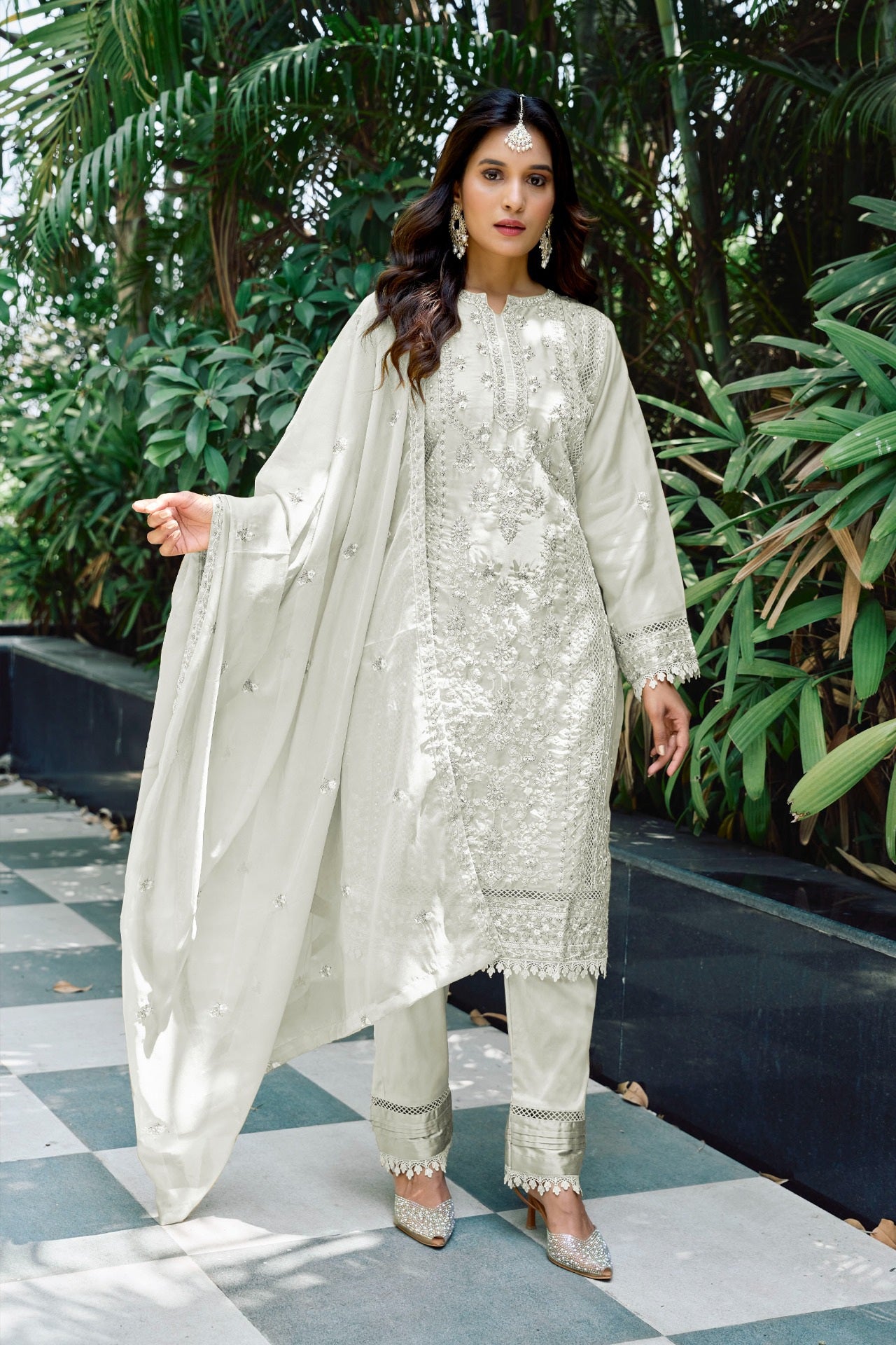 Empress Cutwork Charm Pakistani Suit EAPK0051