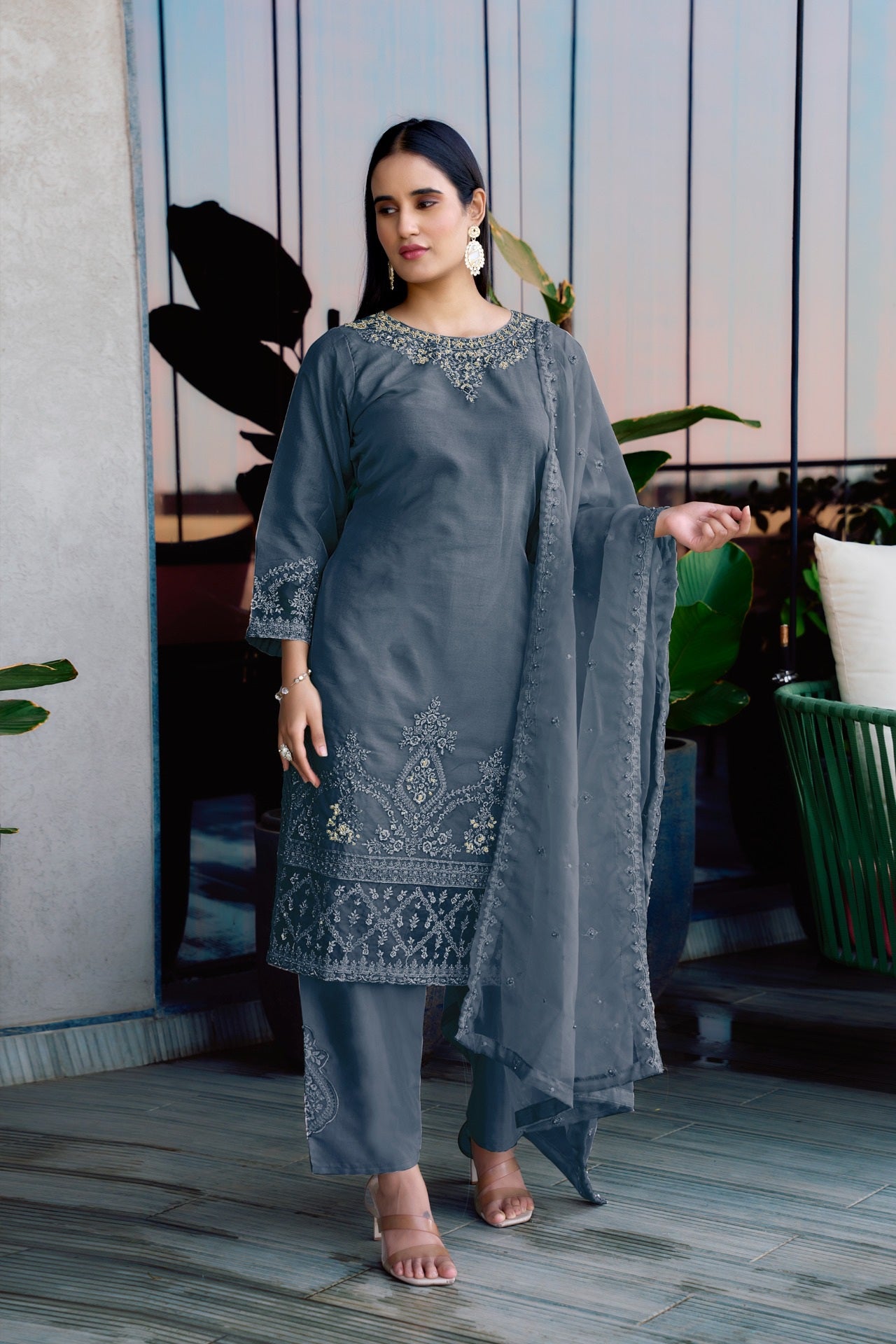 Pearl Mist Organza Set Pakistani Suit EAPK0061